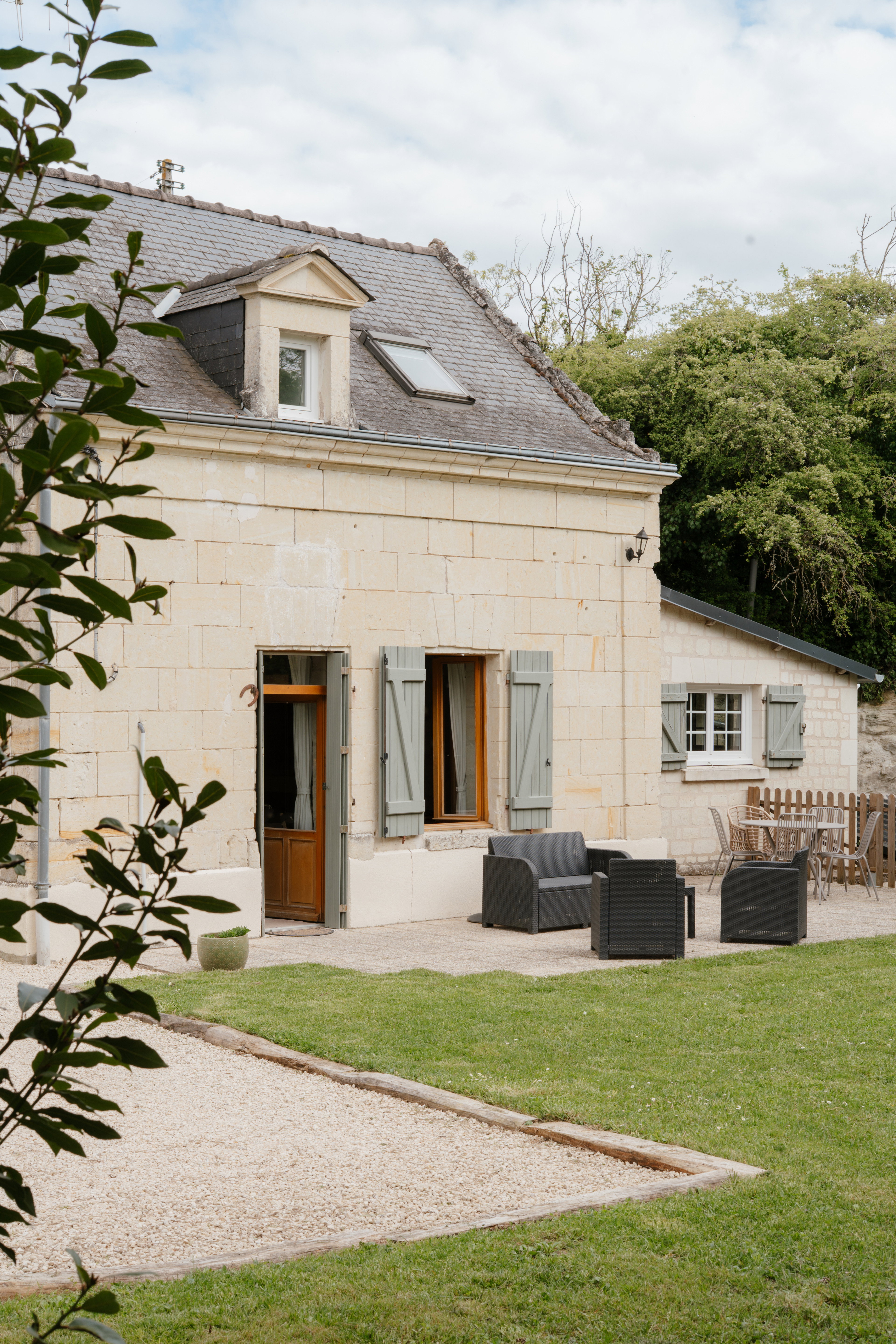 Nature house in BEAUMONT EN VERON