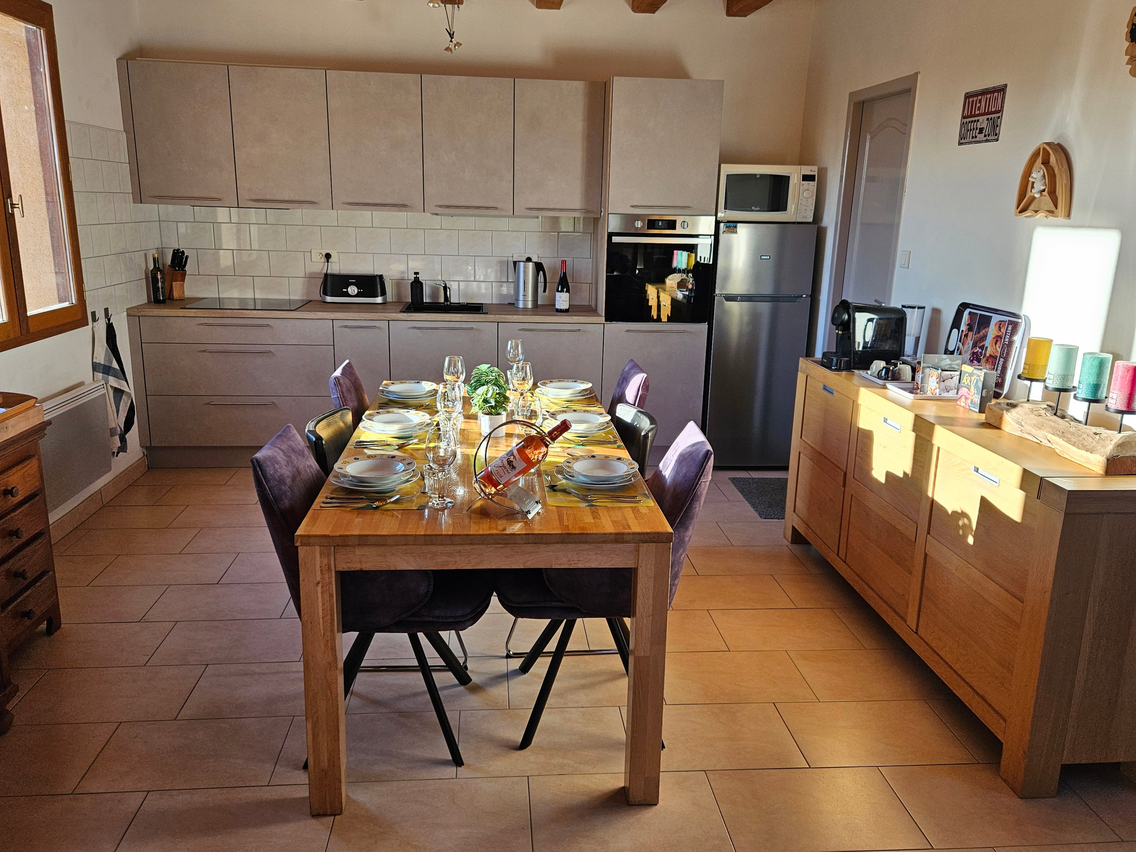 - image: 11
