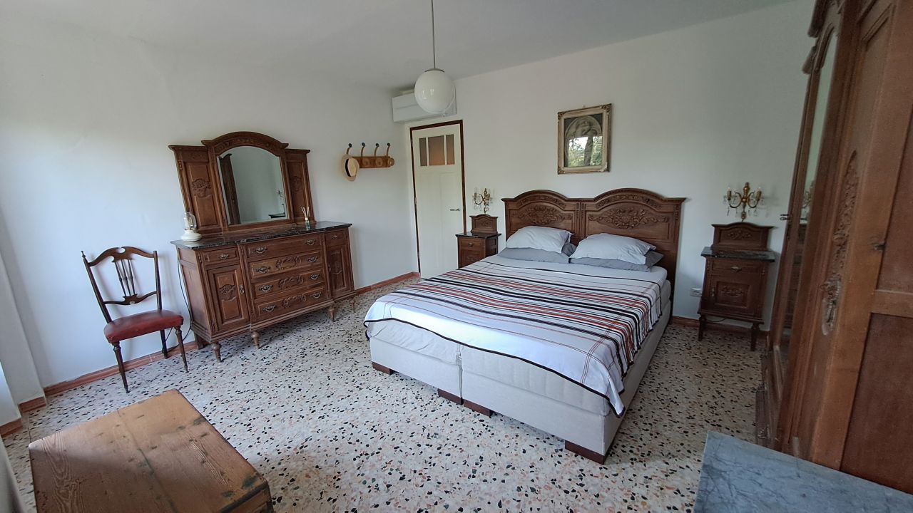 Casa nella natura a Mombercelli