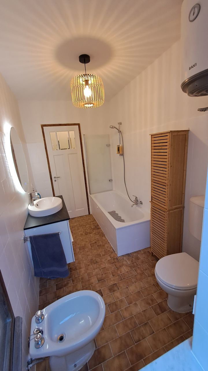 Casa nella natura a Mombercelli