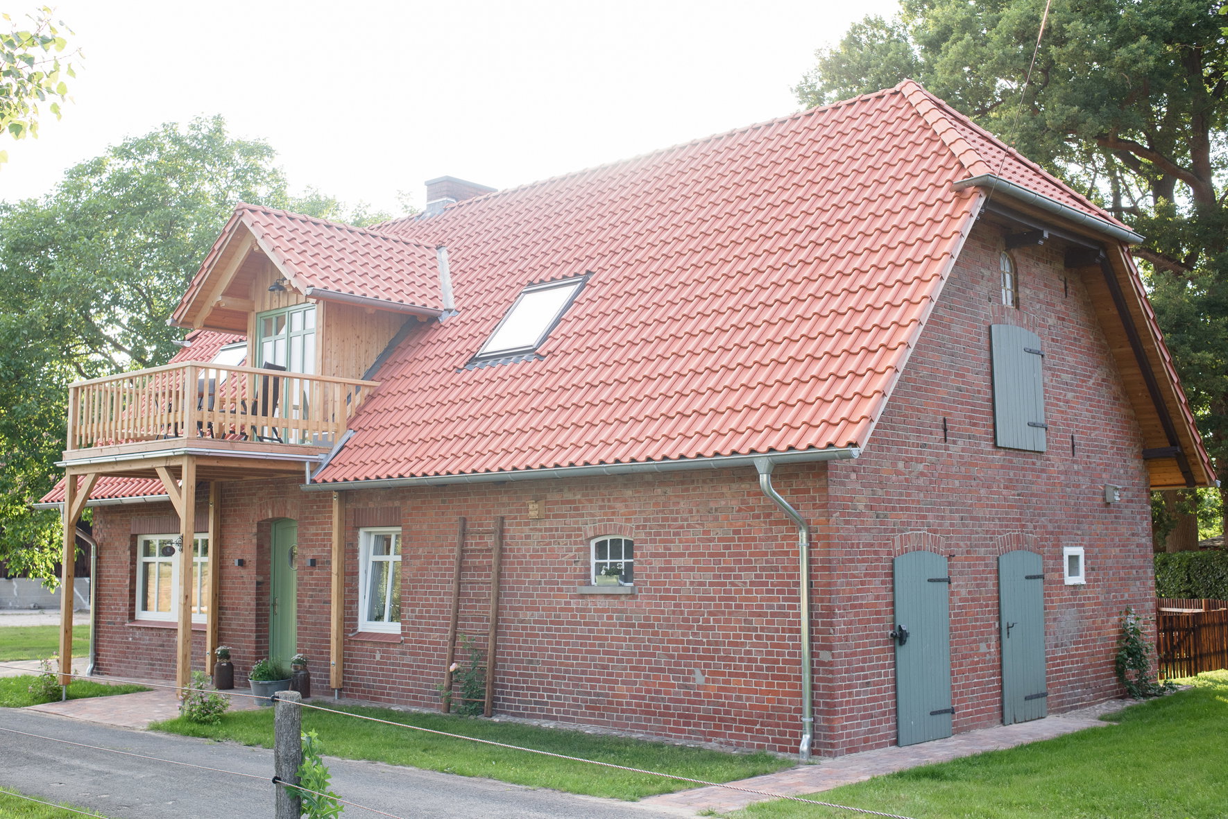 - image: 15