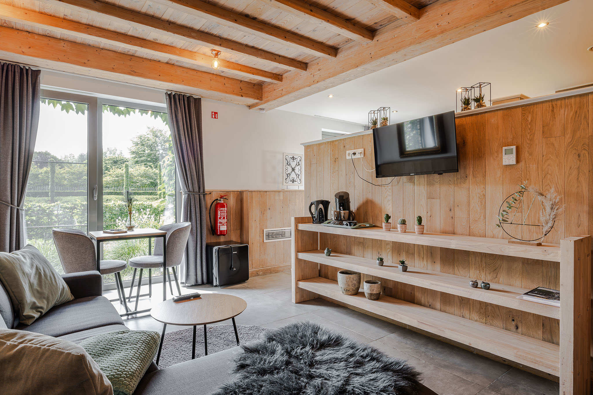 - image: 5