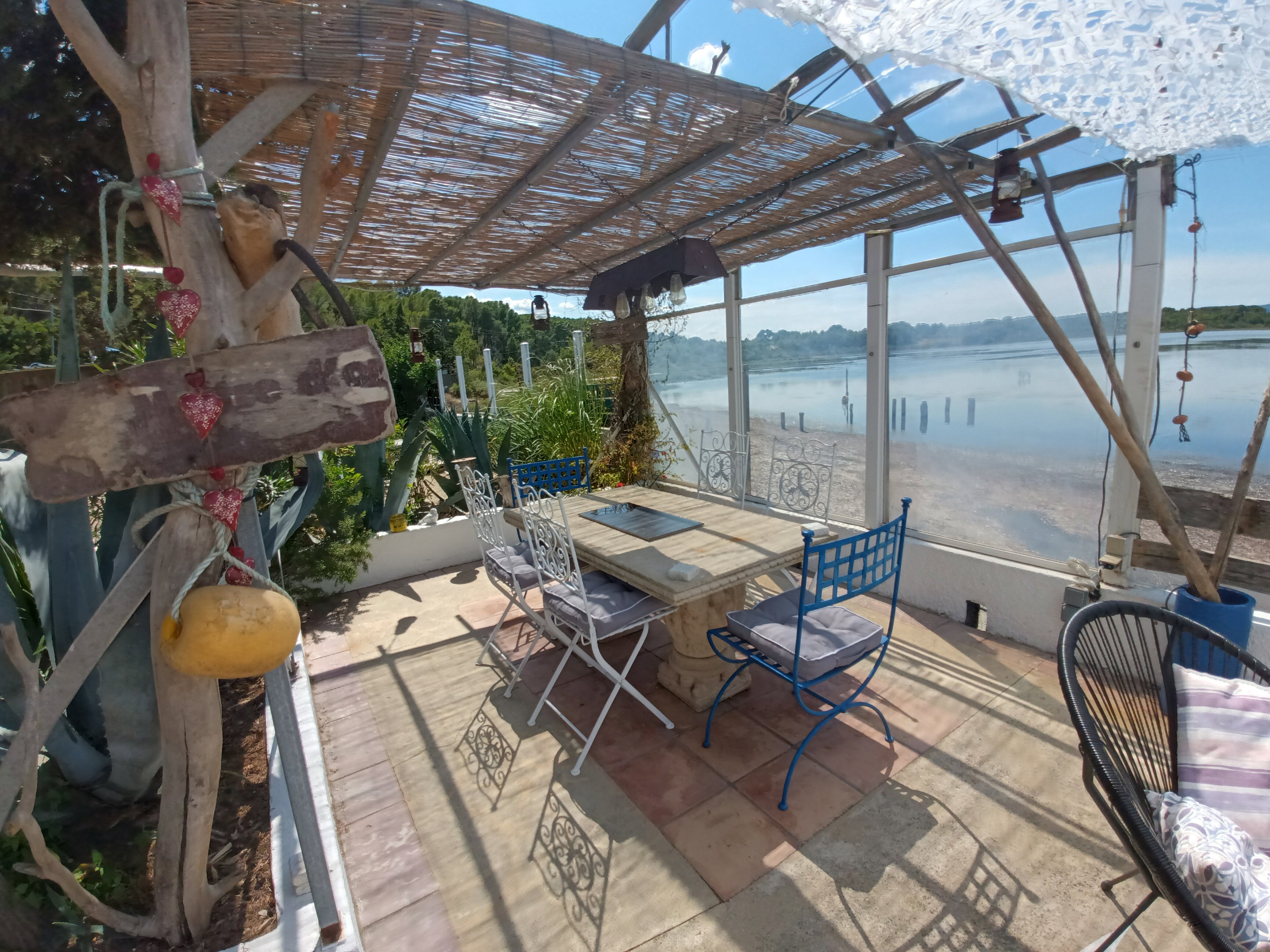 - image: 18