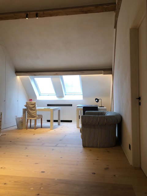 - image: 27