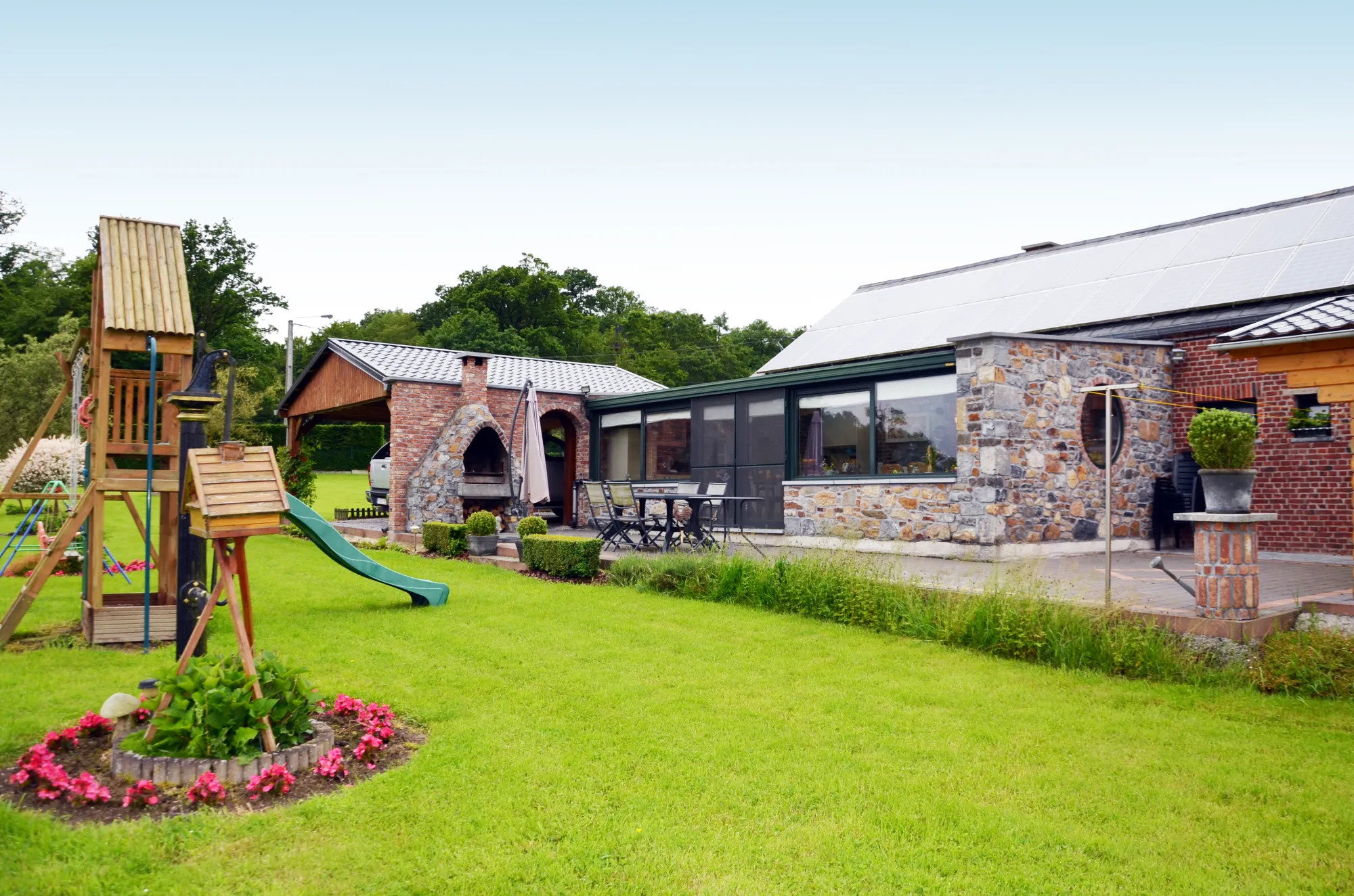 Nature house in Sautin