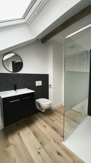 - image: 25
