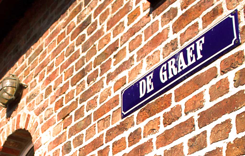 - image: 22