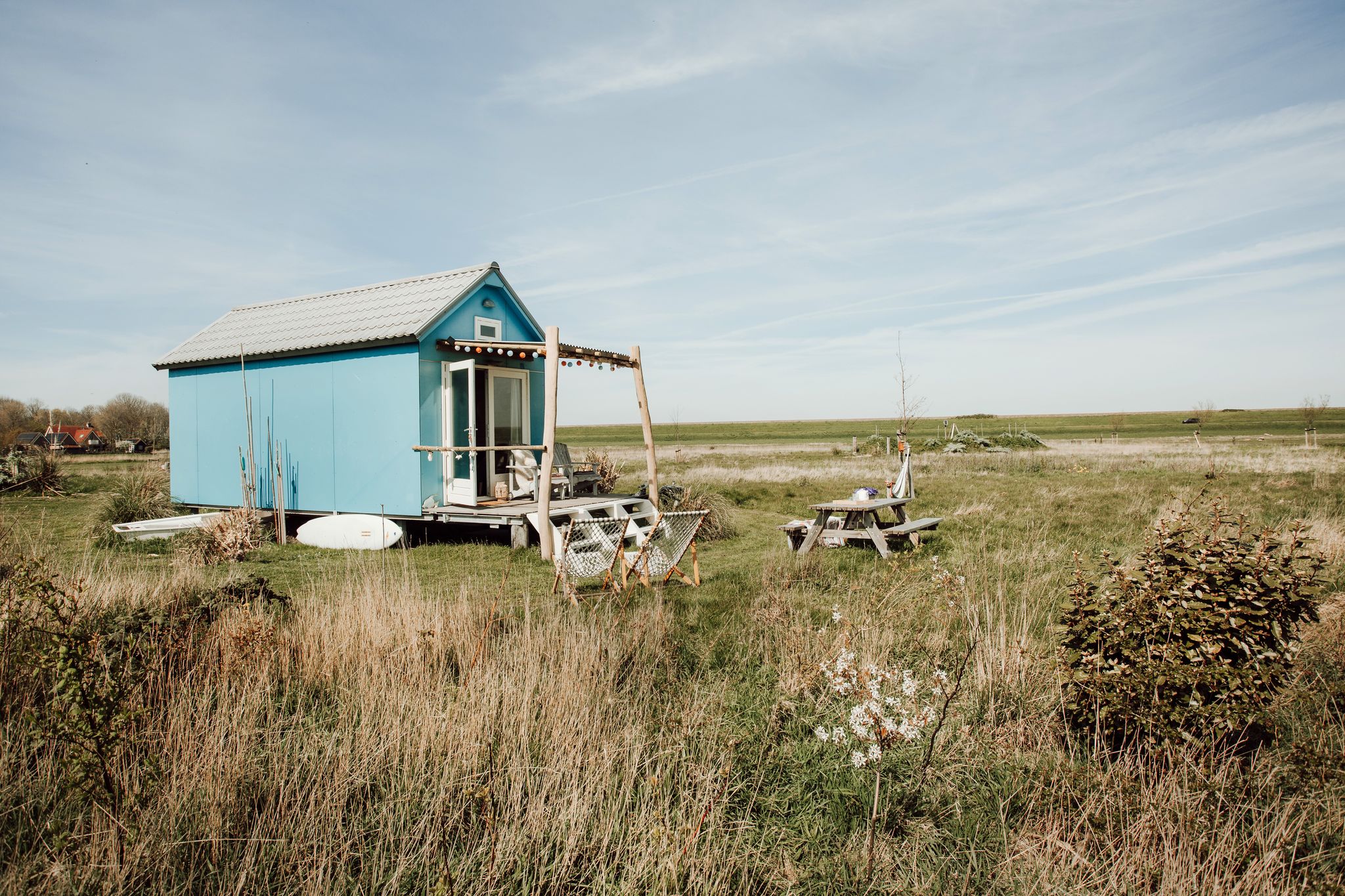 - image: 22
