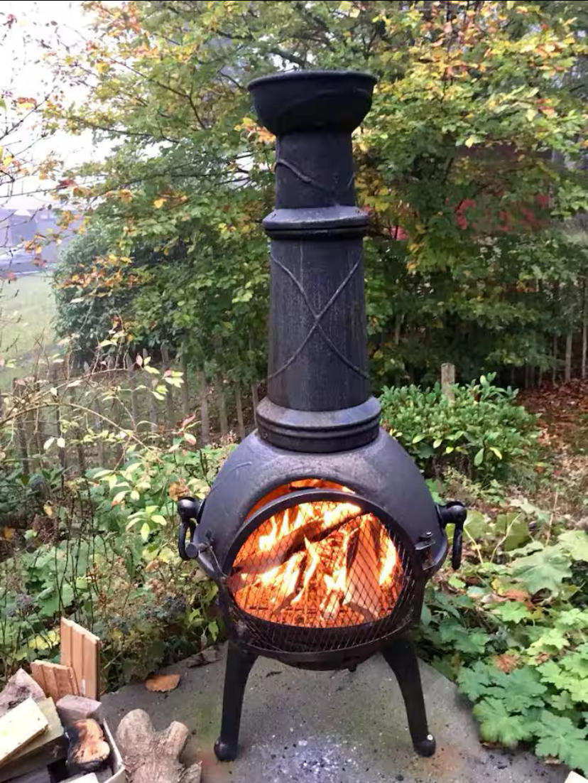 Naturhäuschen in Bromskirchen