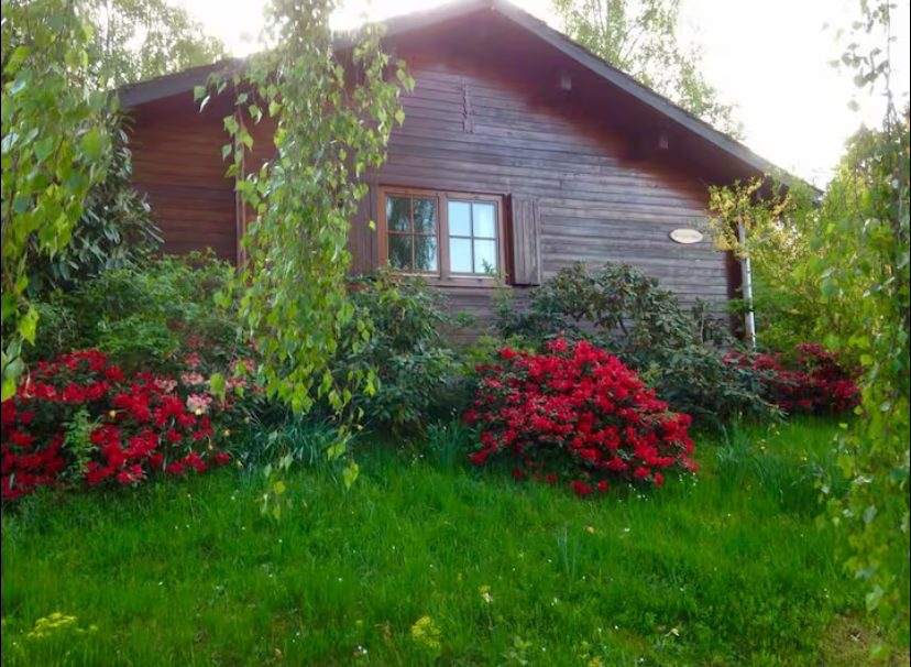 Naturhäuschen in Bromskirchen