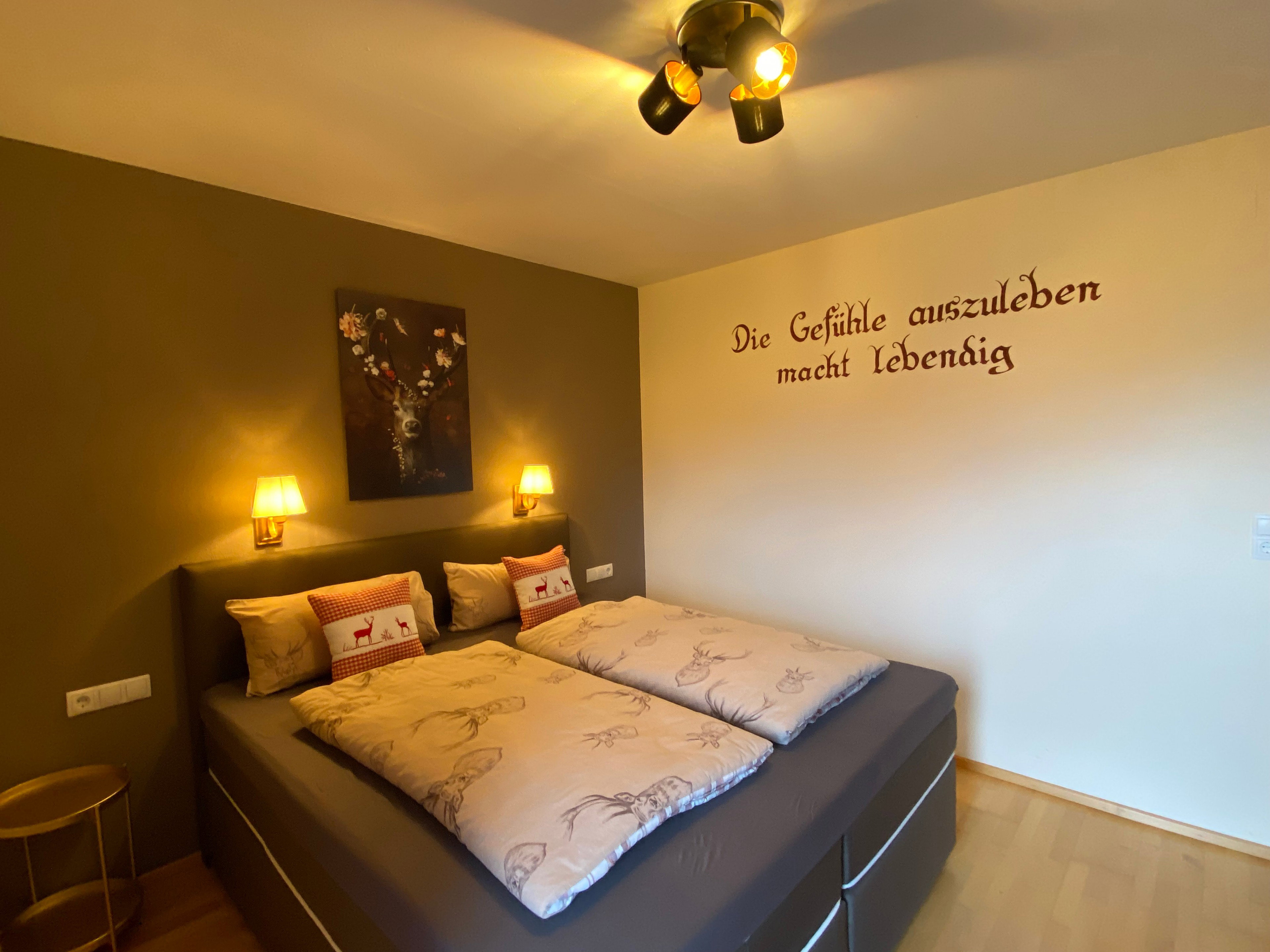 - image: 14