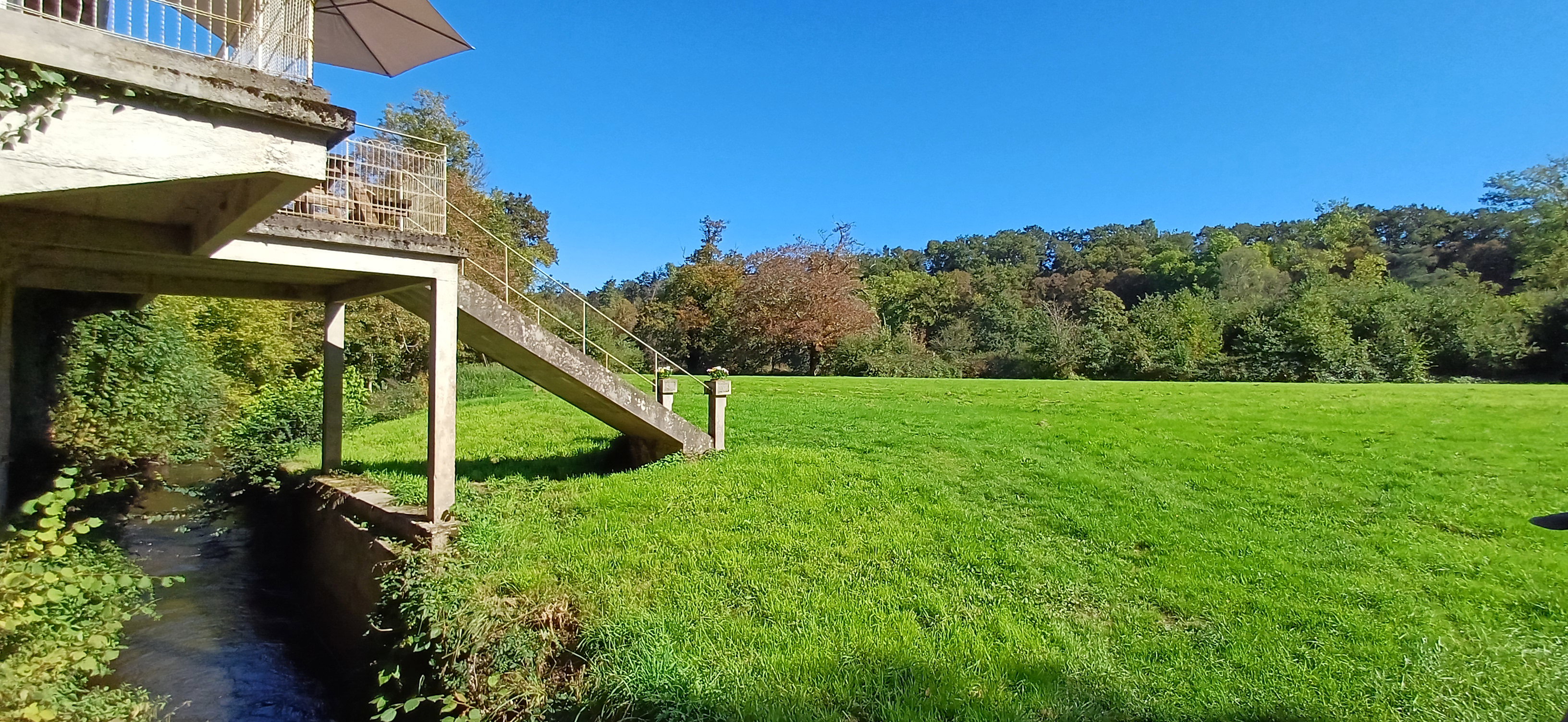 Naturhäuschen in Saint Priest Sous Aixe