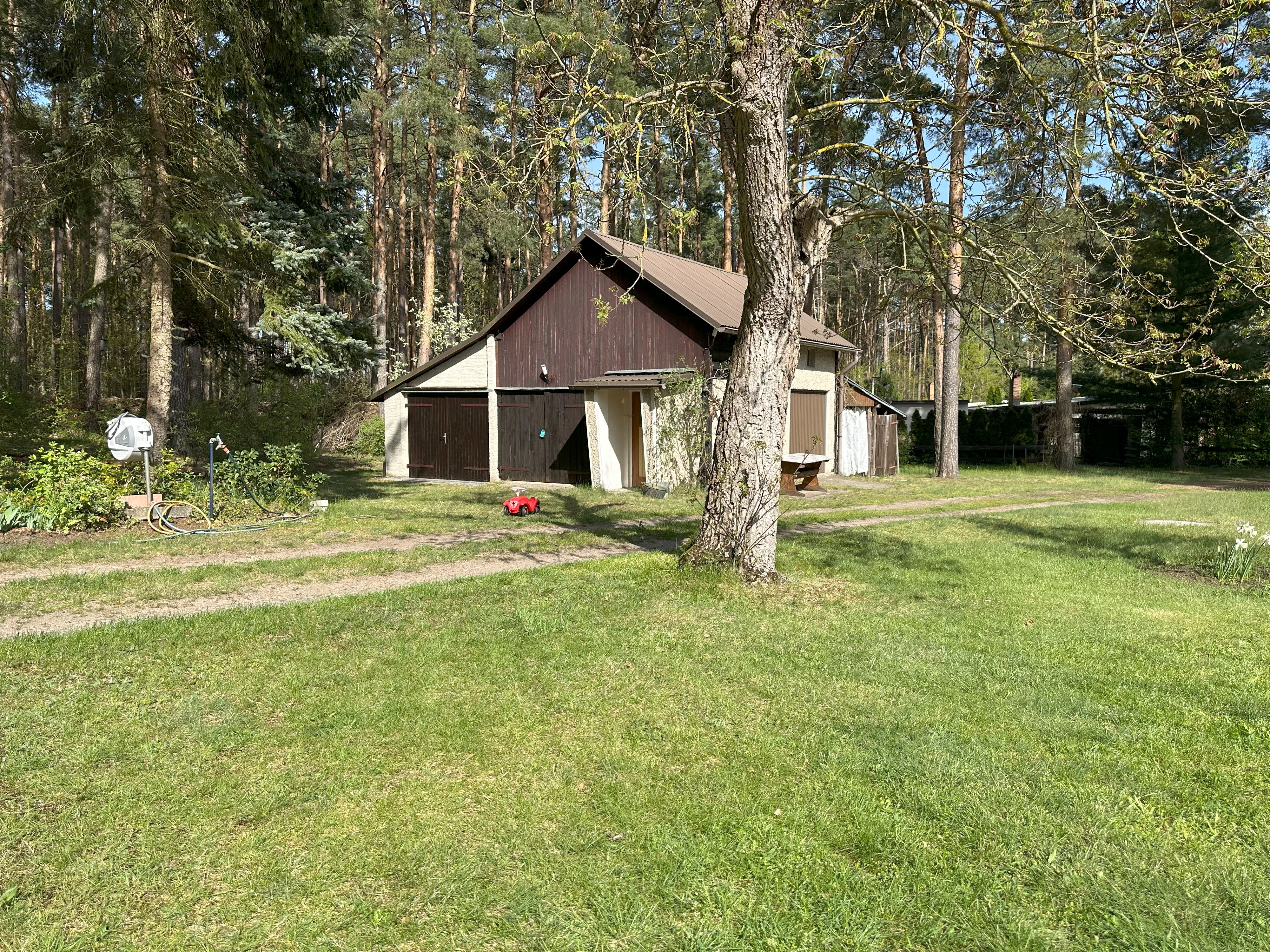 - image: 14