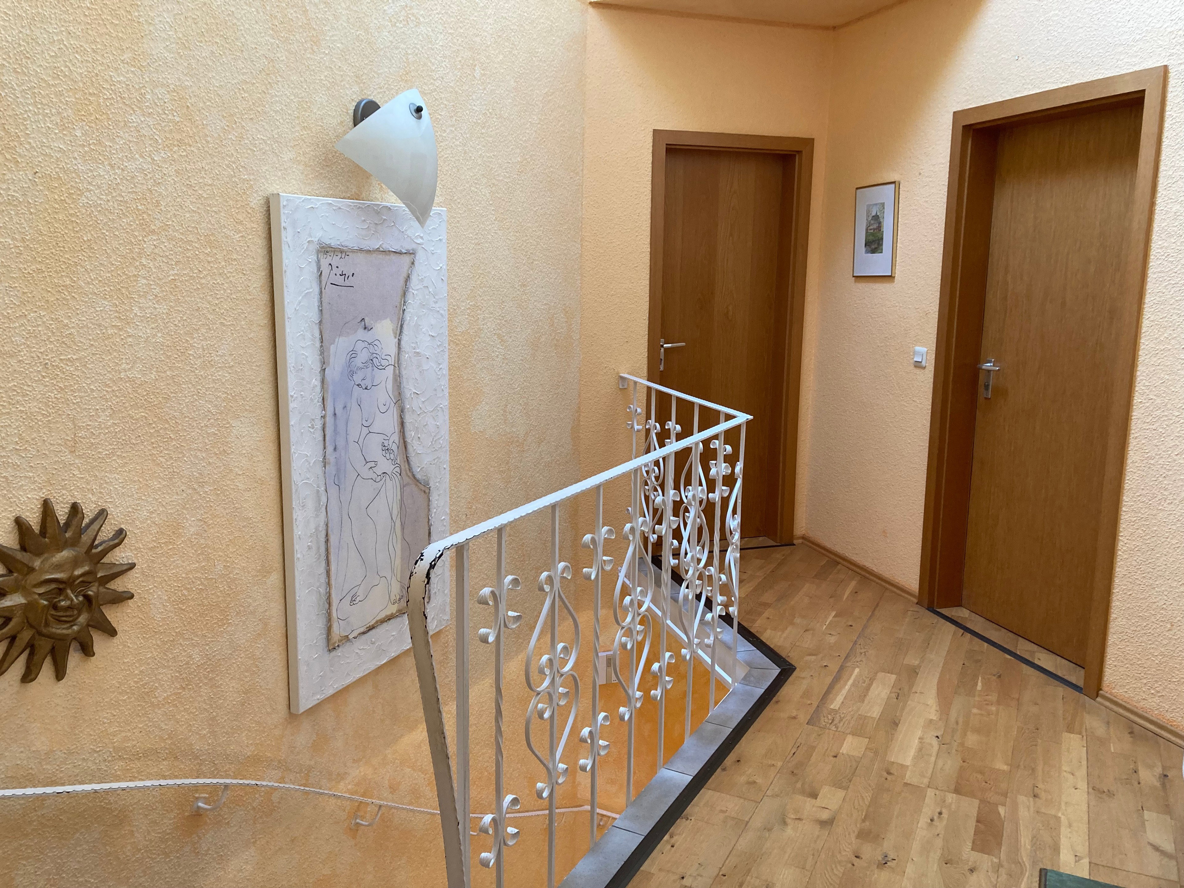 - image: 23