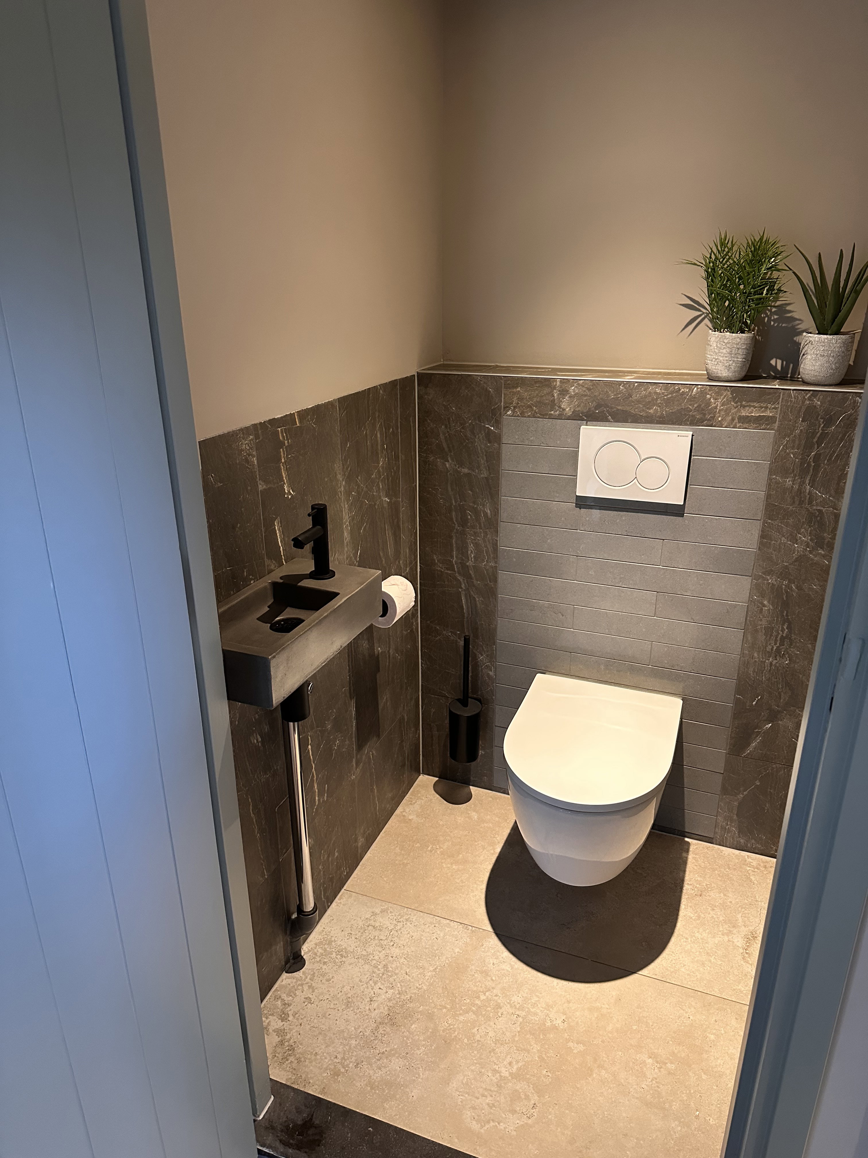 - image: 29