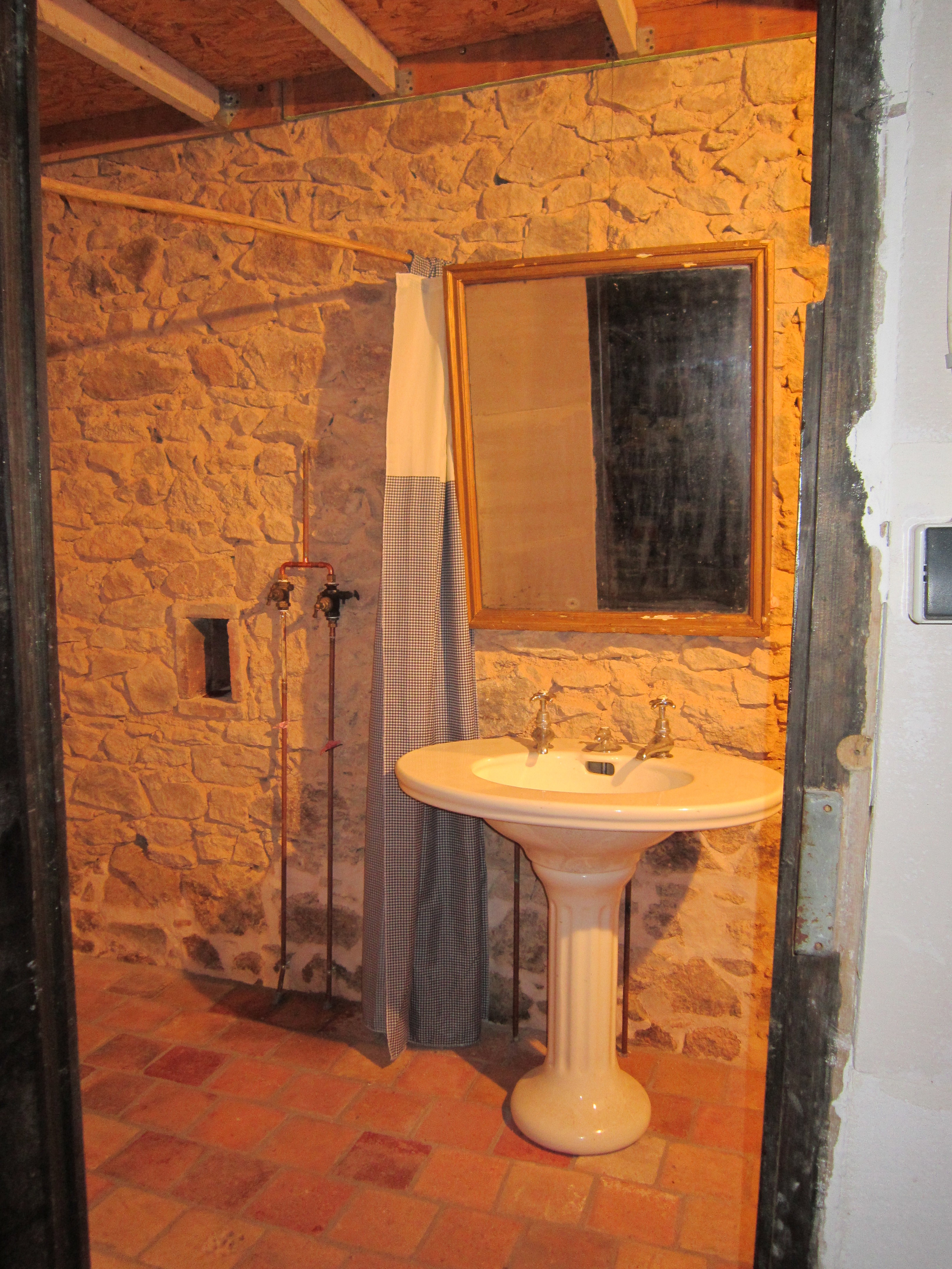 - image: 24