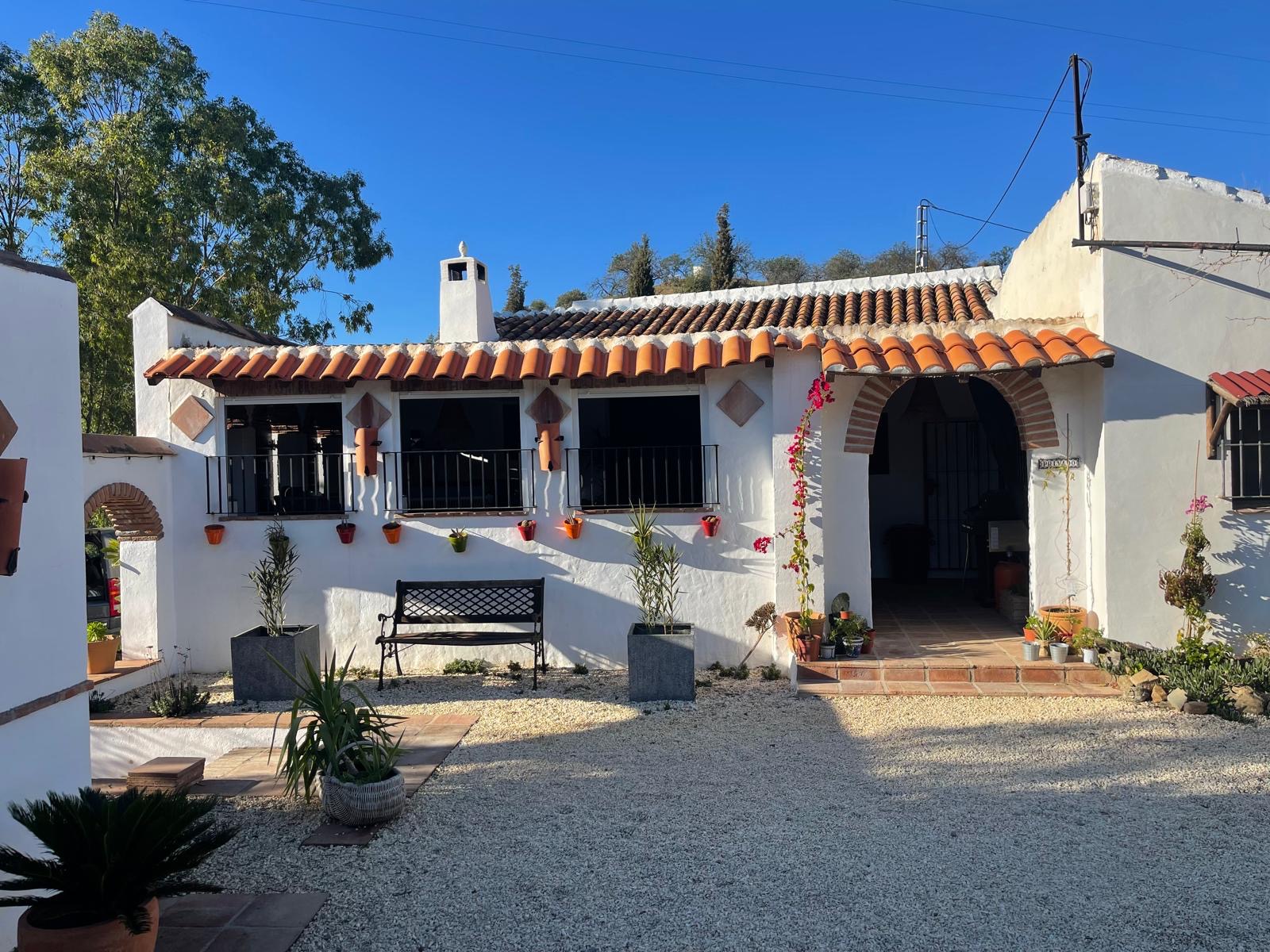 Casa nella natura a Alora