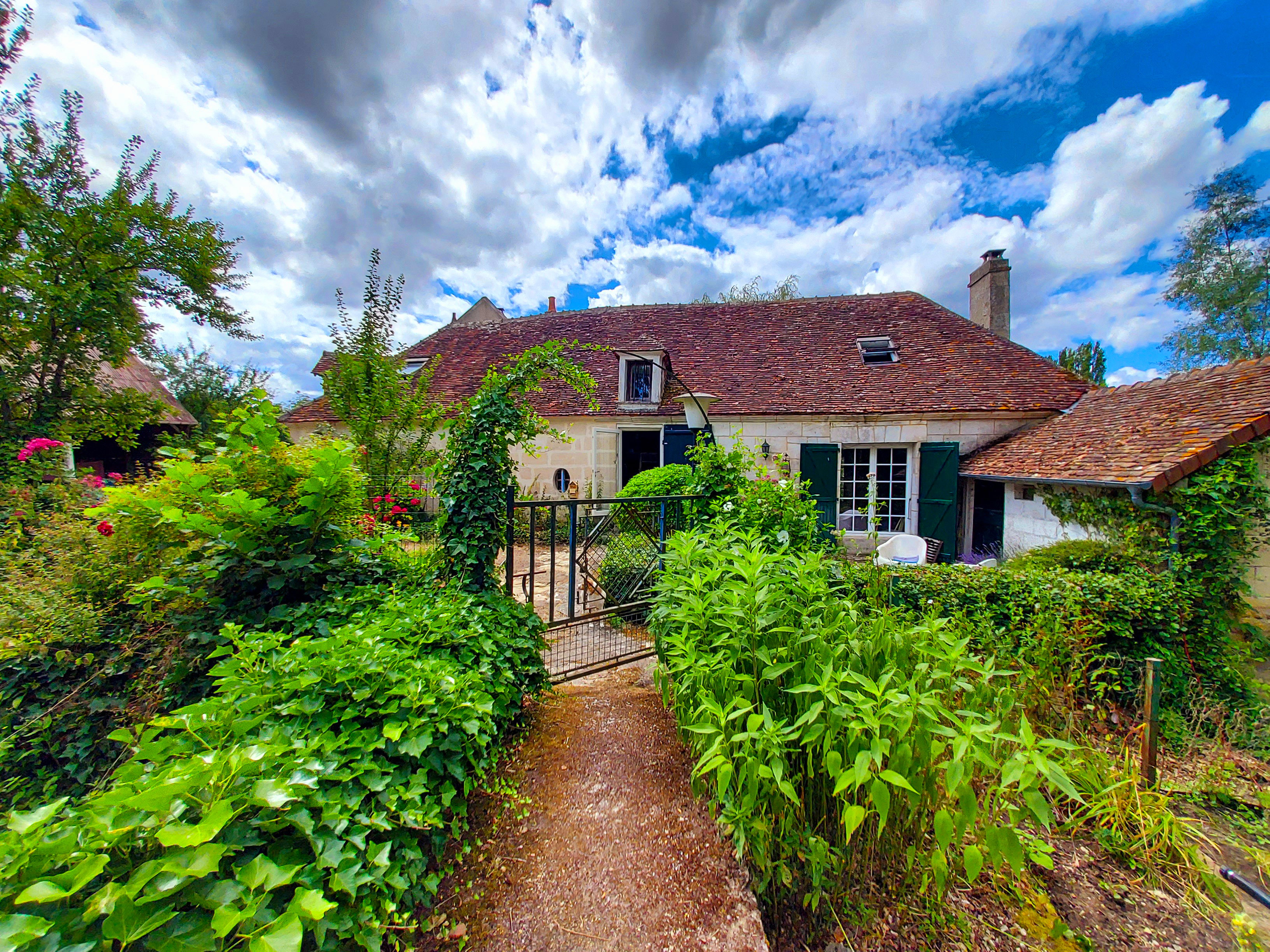 Casa nella natura a Bleves