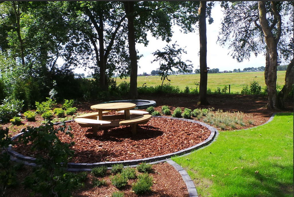 - image: 24