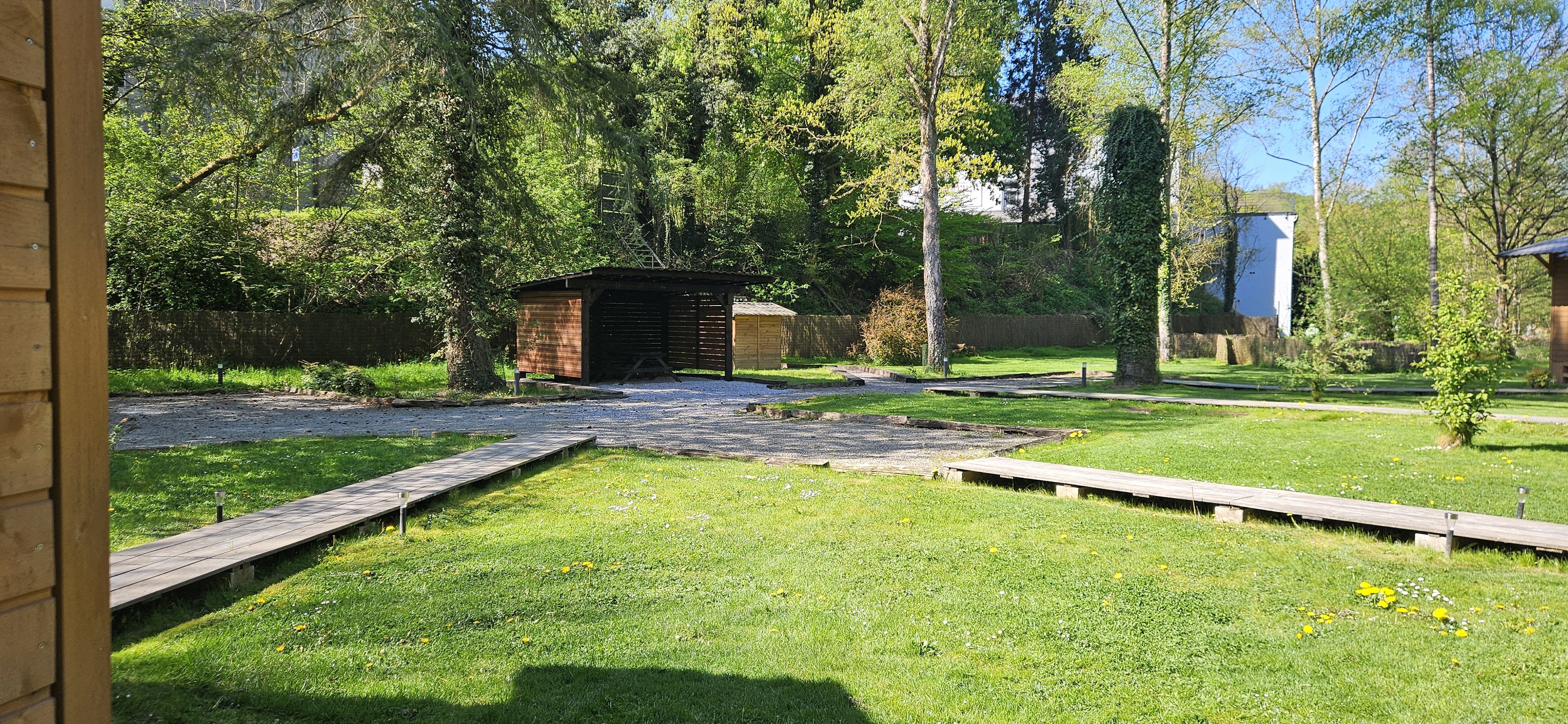 - image: 14
