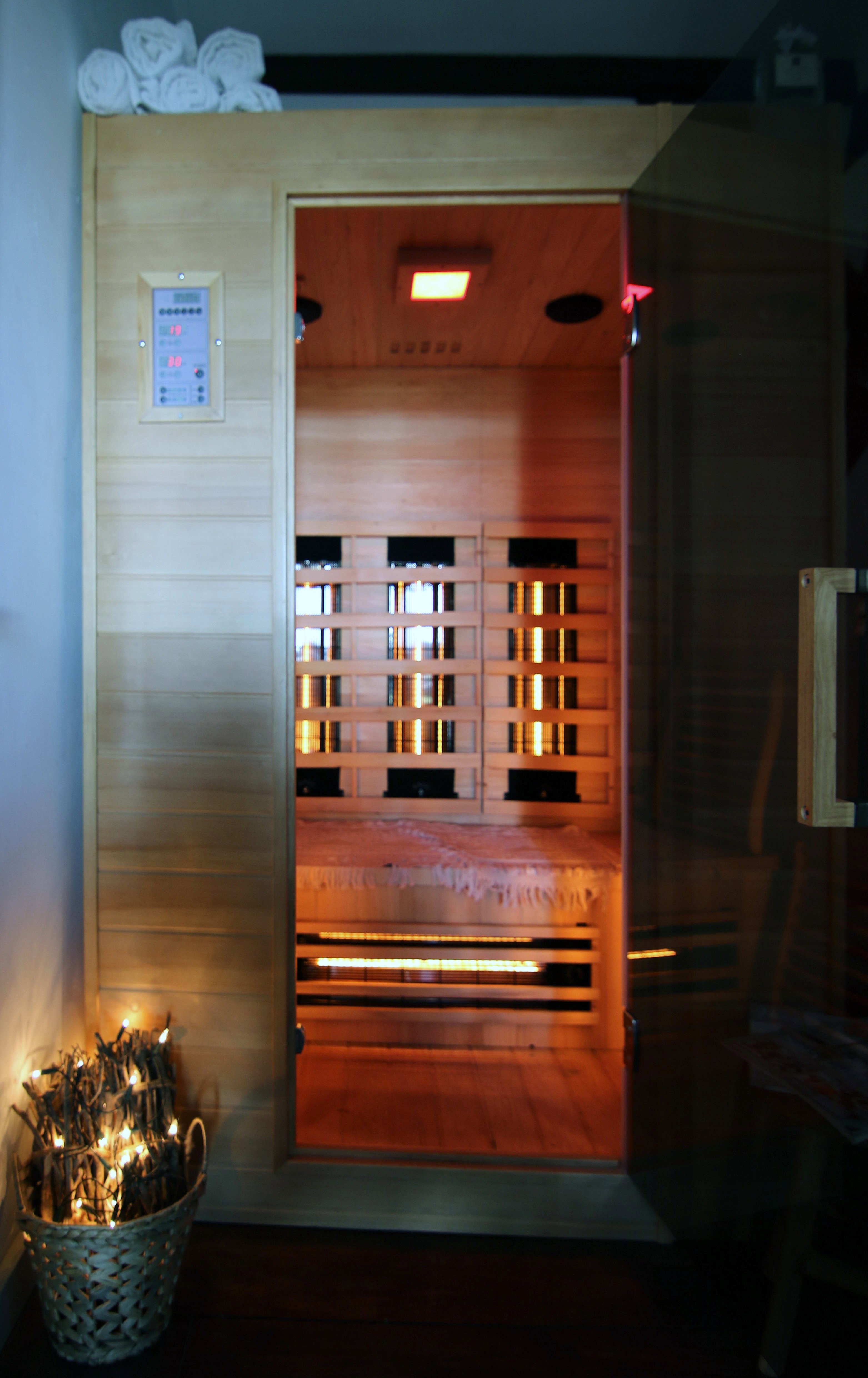 - image: 28