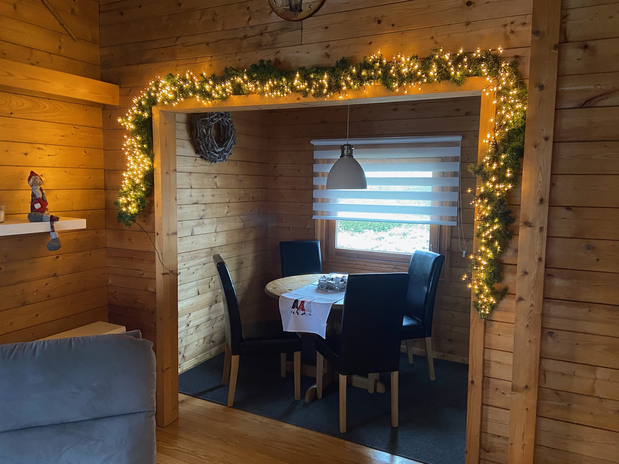 - image: 13