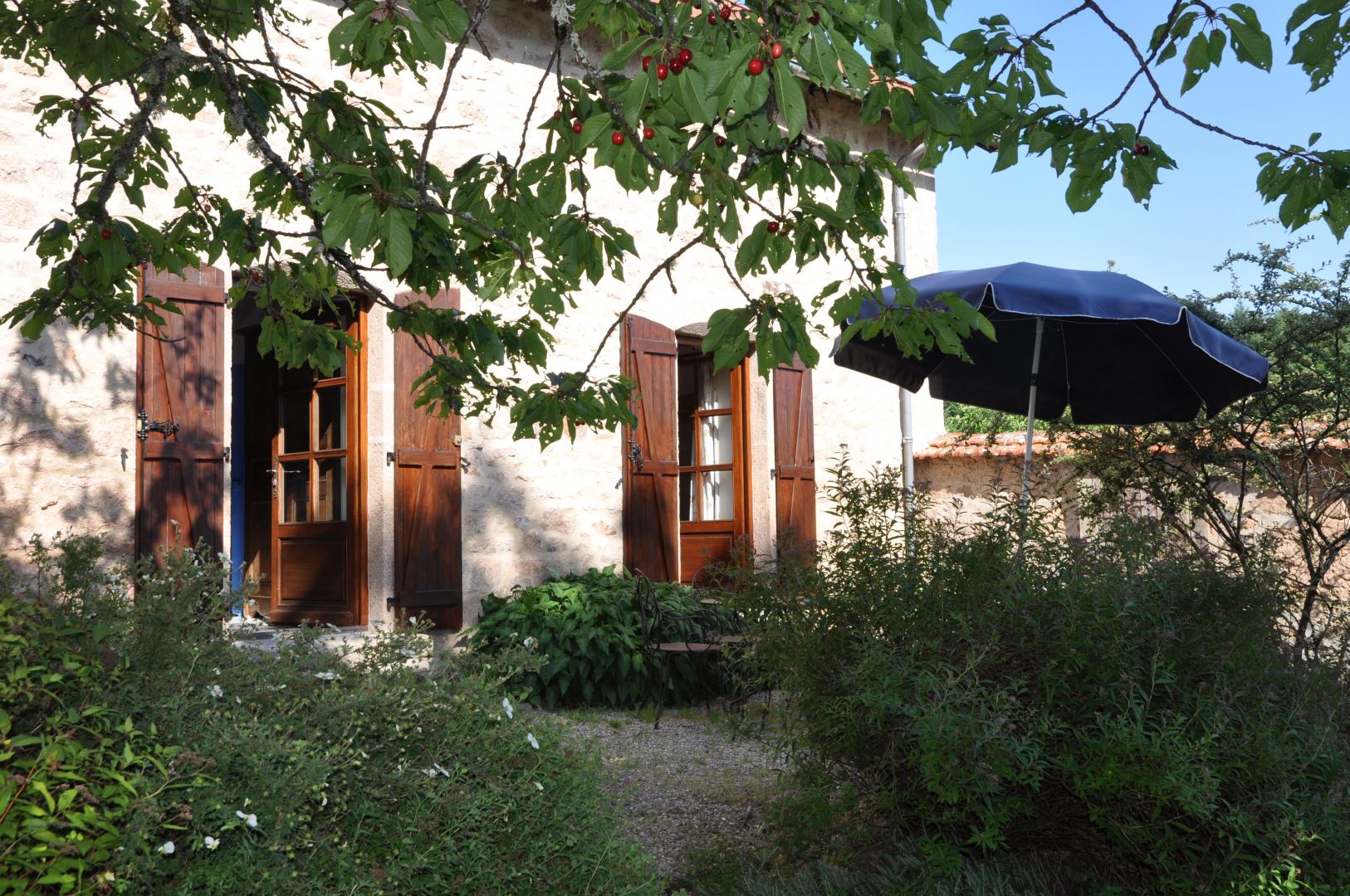 Nature house in Saint-Léger-sous-Beuvray