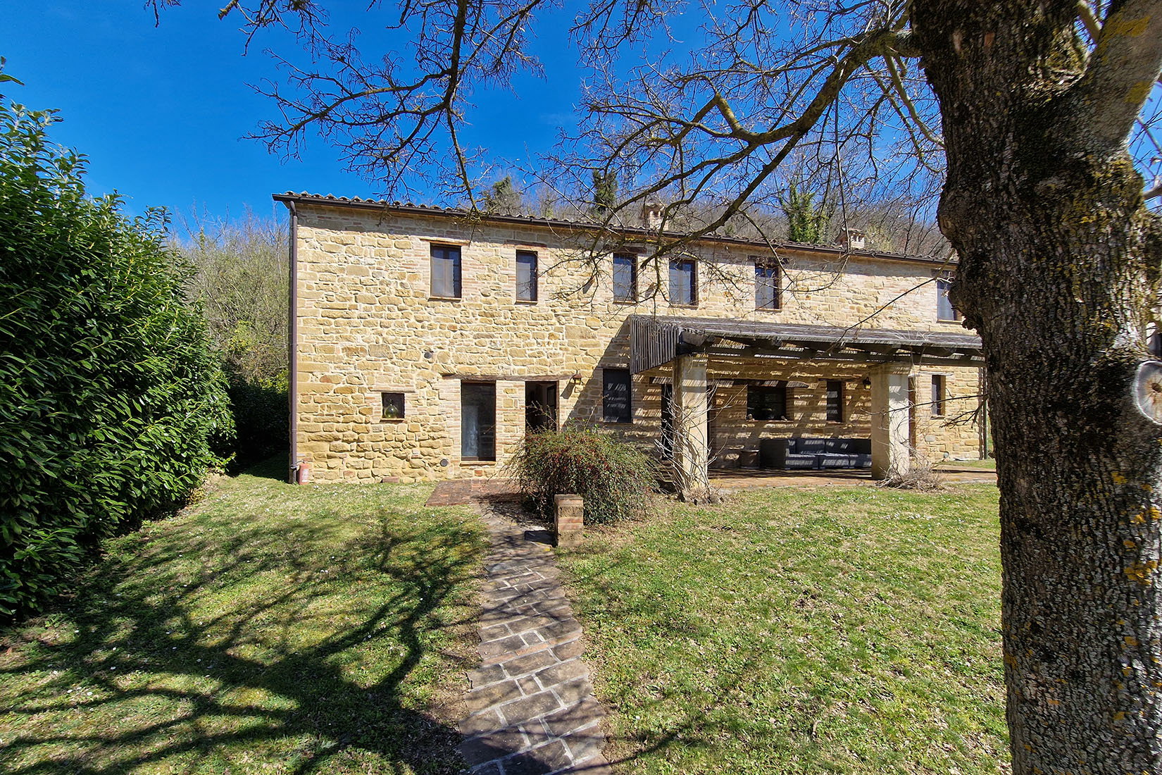Casa nella natura a Penna san Giovanni