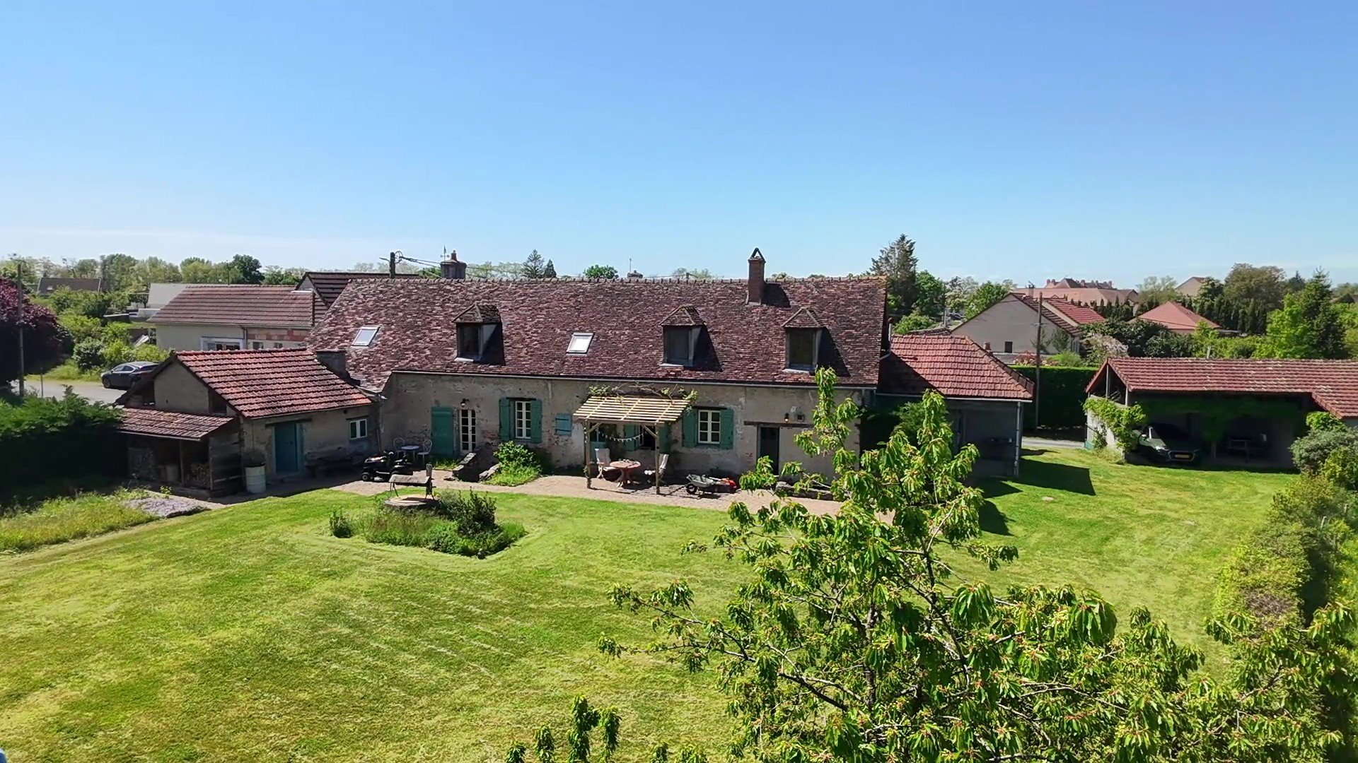 Casa nella natura a Bourbon Lancy