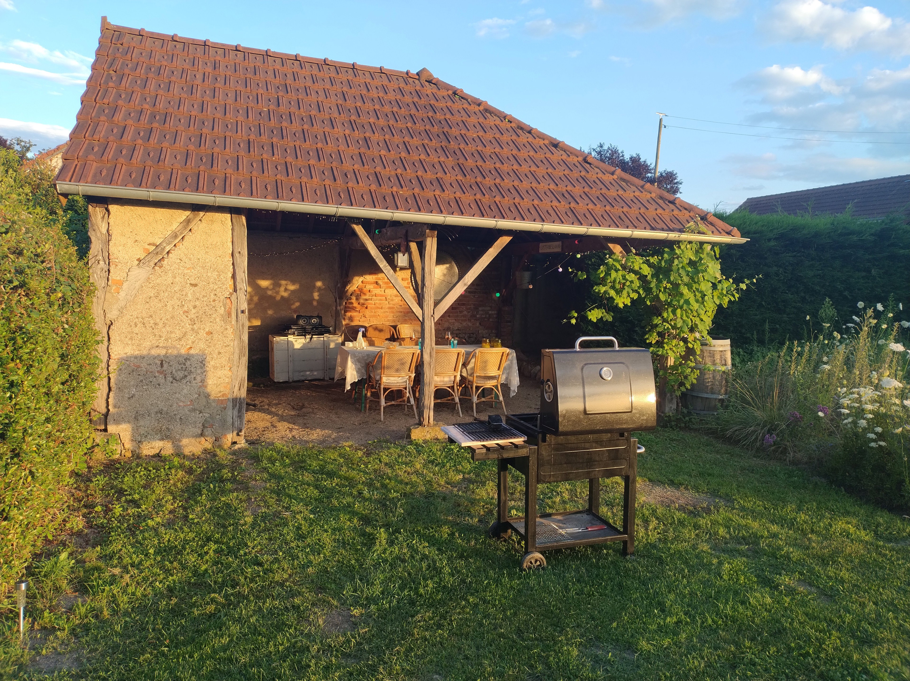 Naturhäuschen in Bourbon Lancy