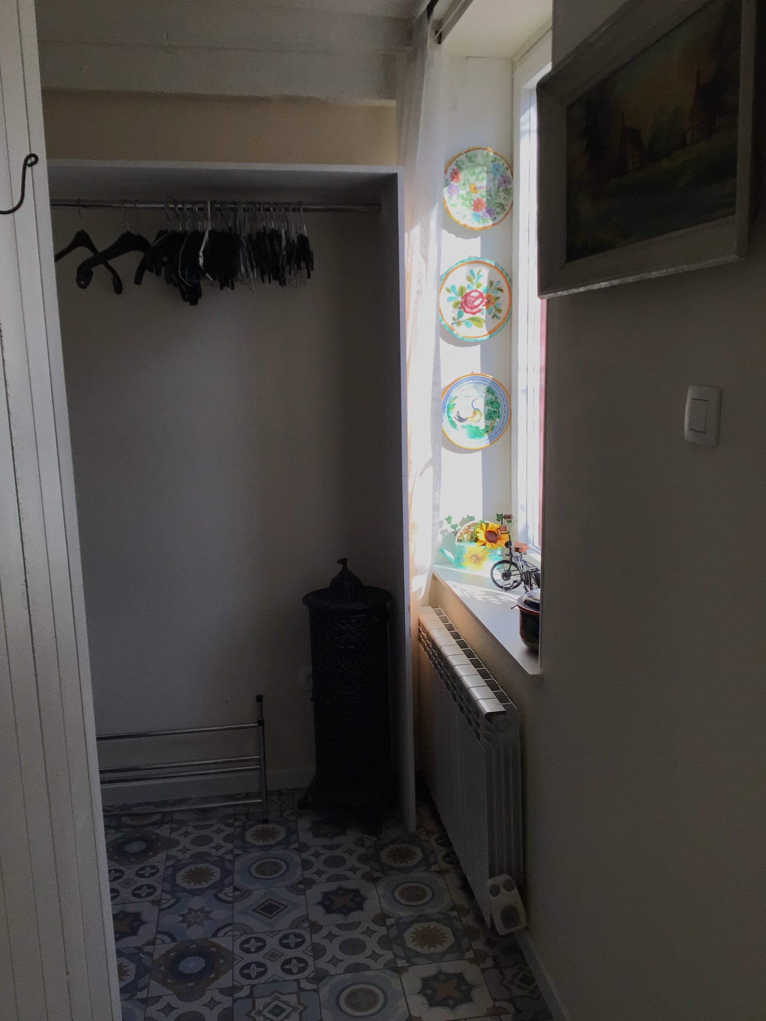 - image: 24