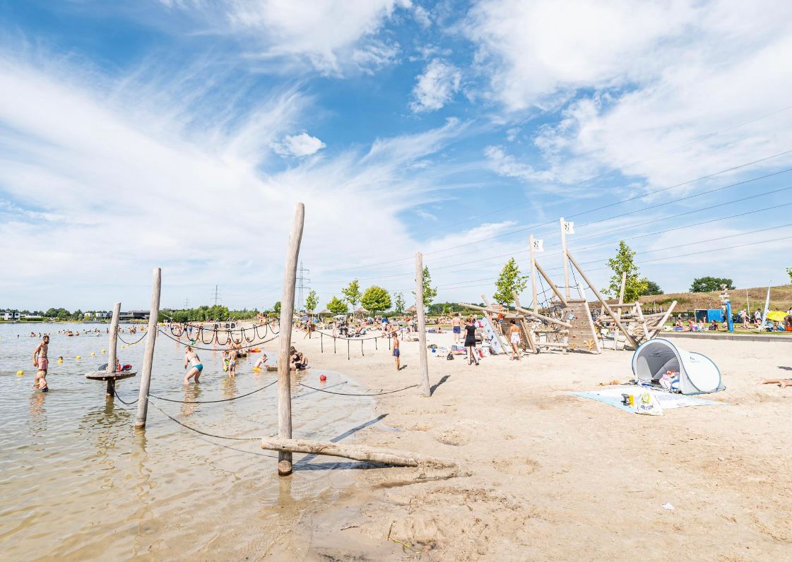 - image: 40