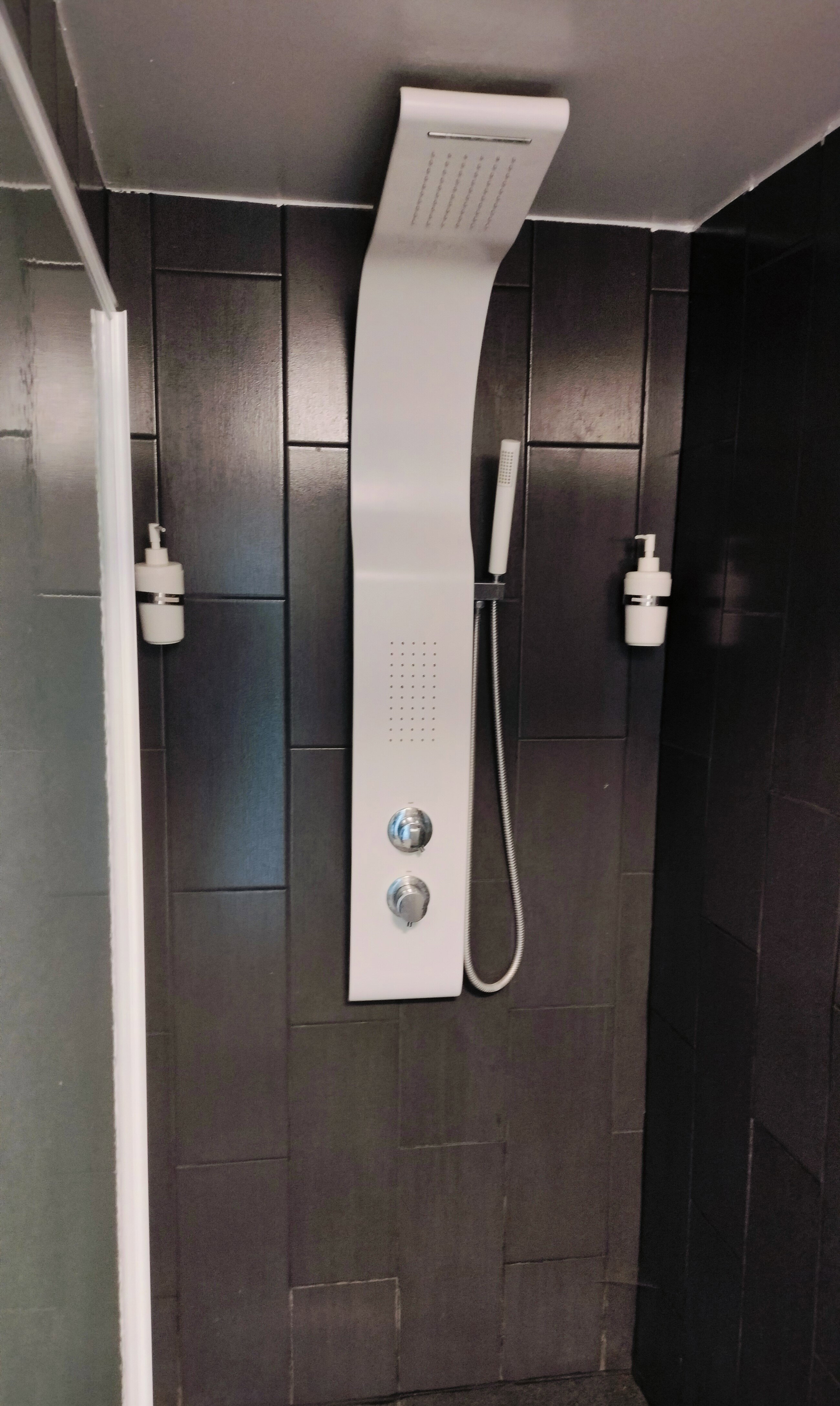 - image: 12