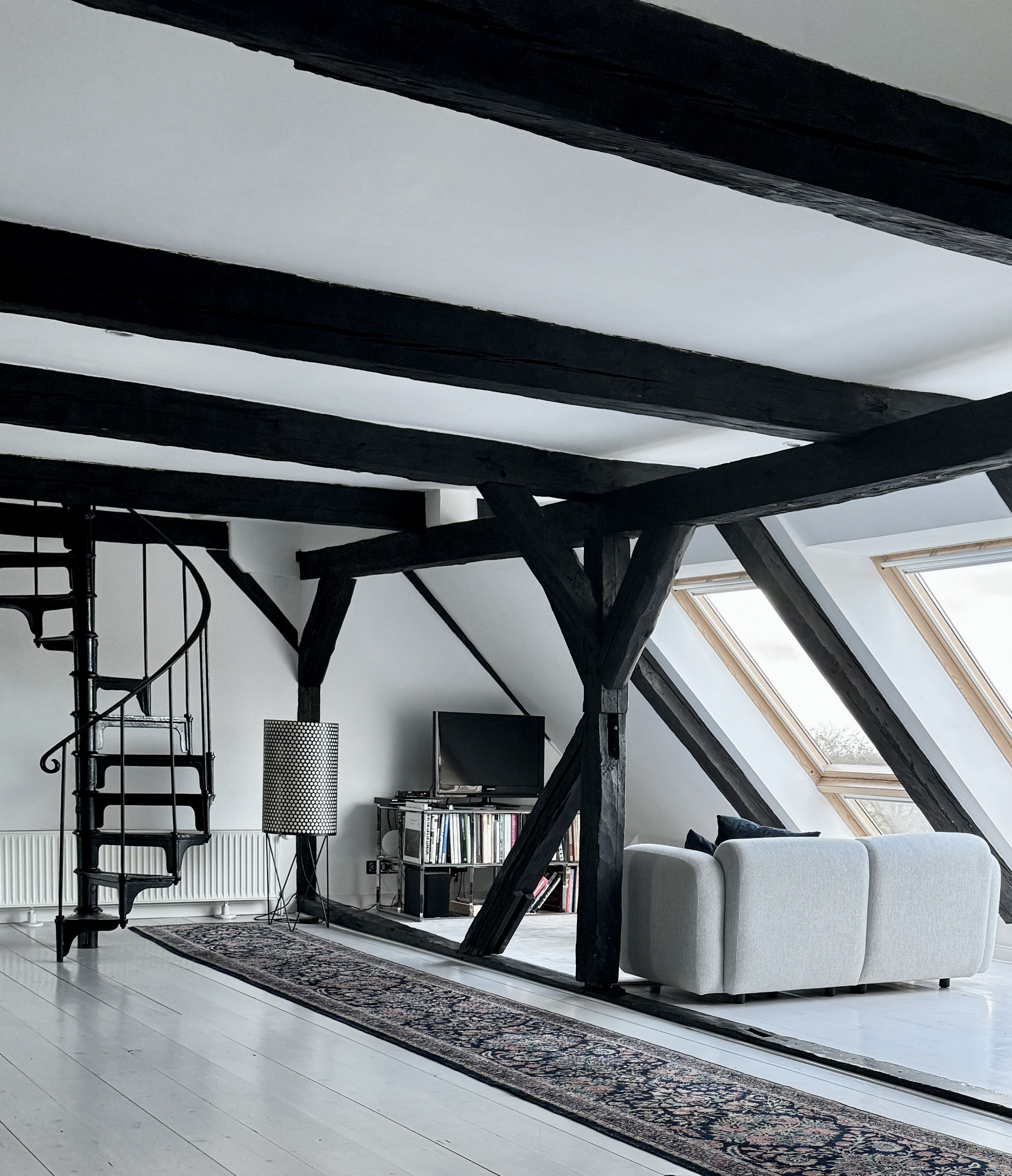 - image: 43