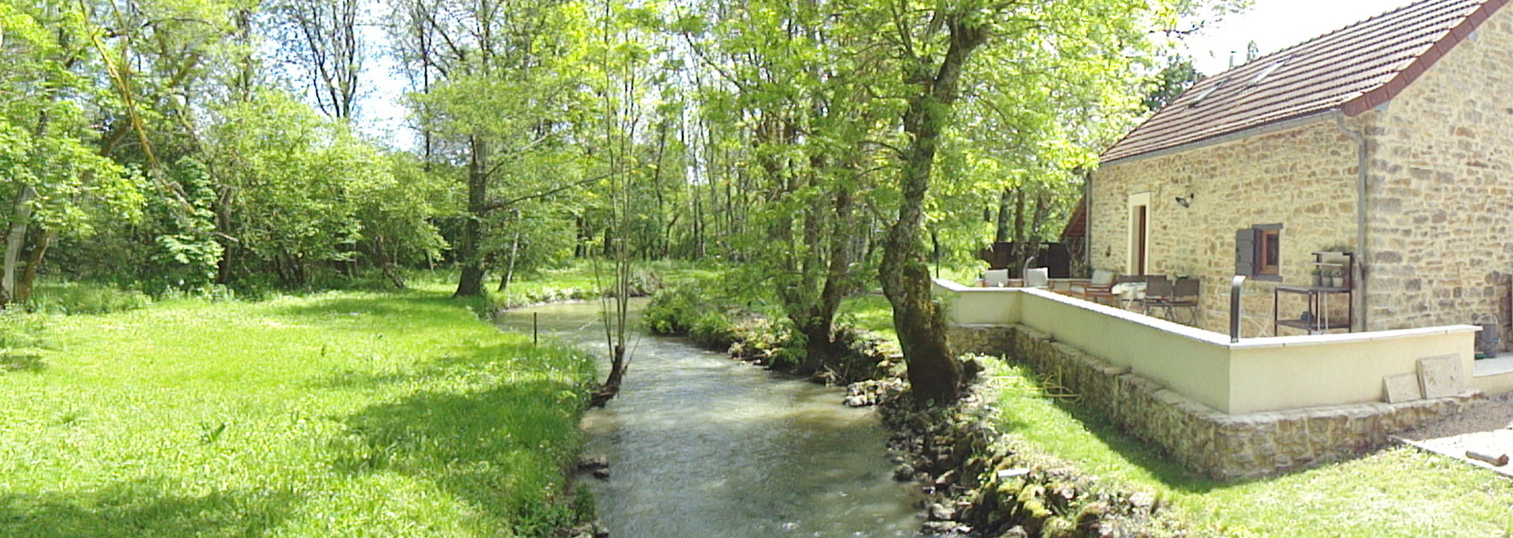 Nature house in Mont-et-Marré