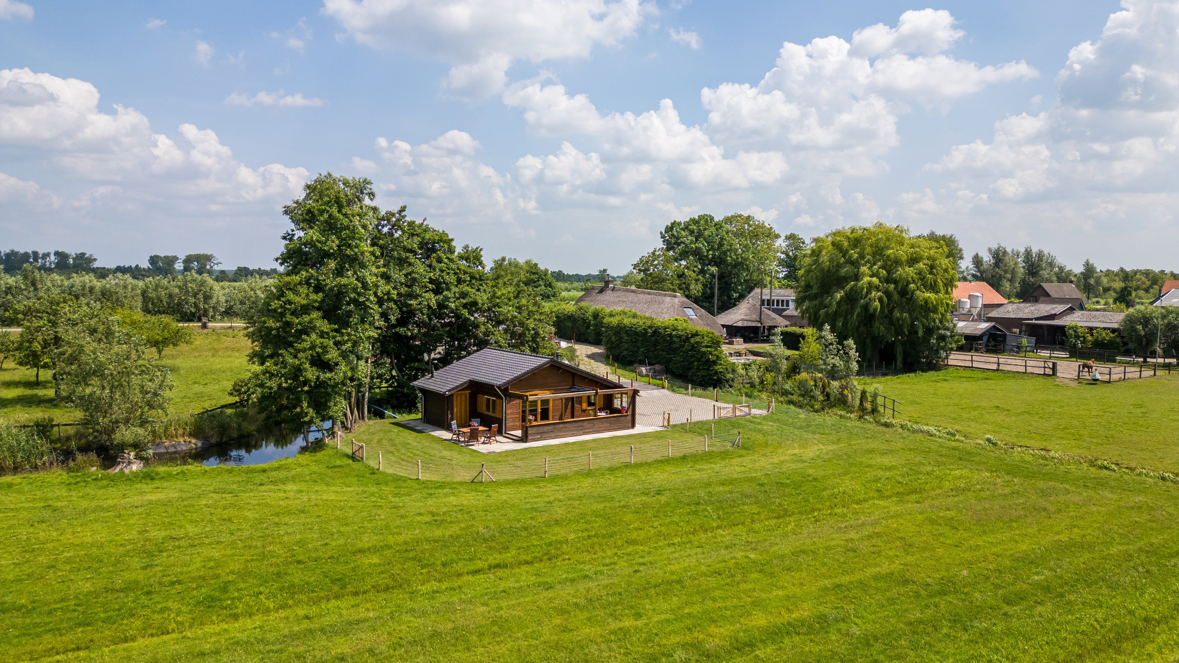 Naturhäuschen in Ameide