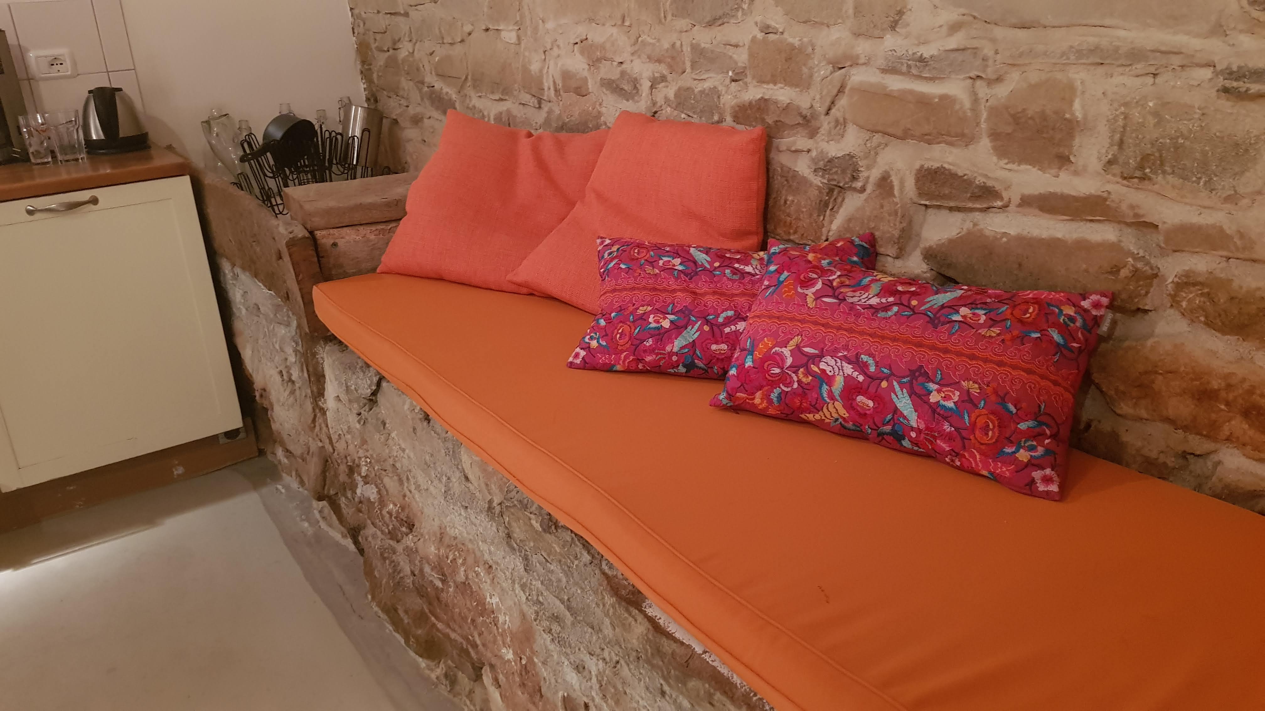 Casa nella natura a Cessole