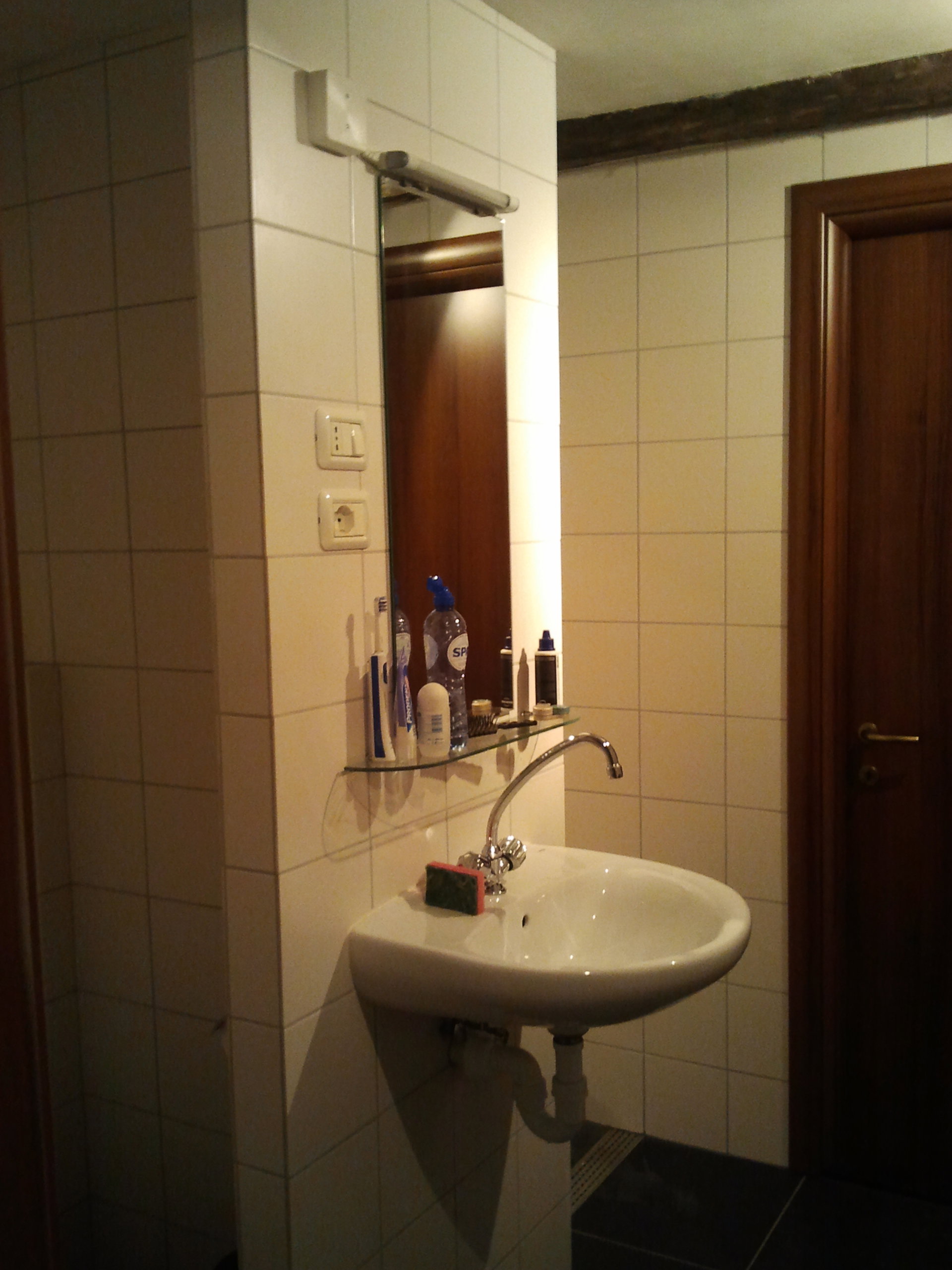 - image: 19