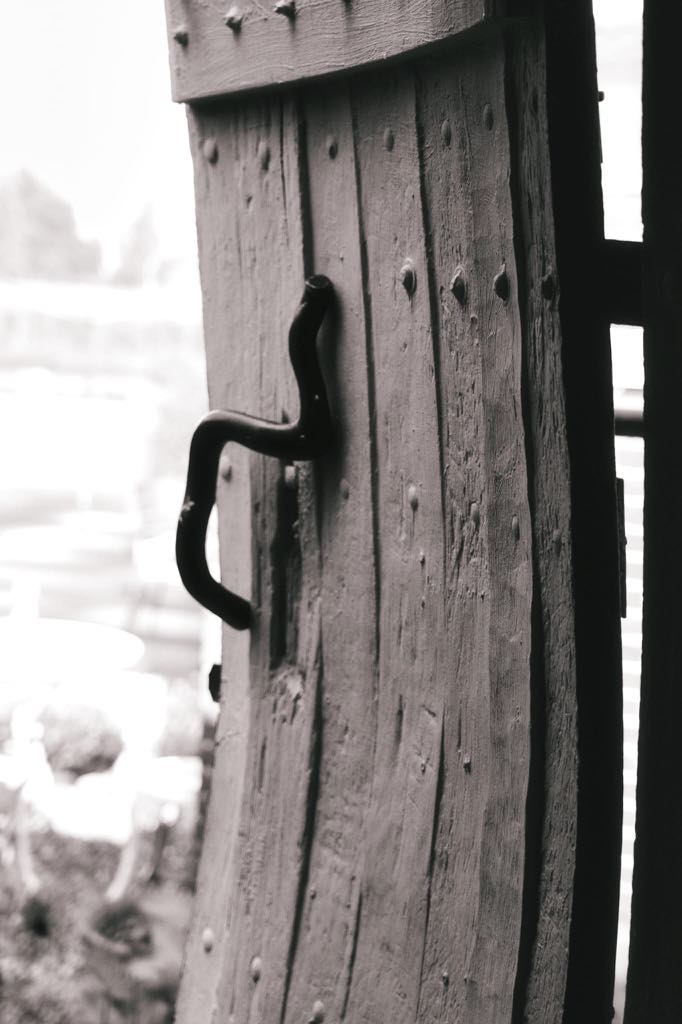 - image: 46