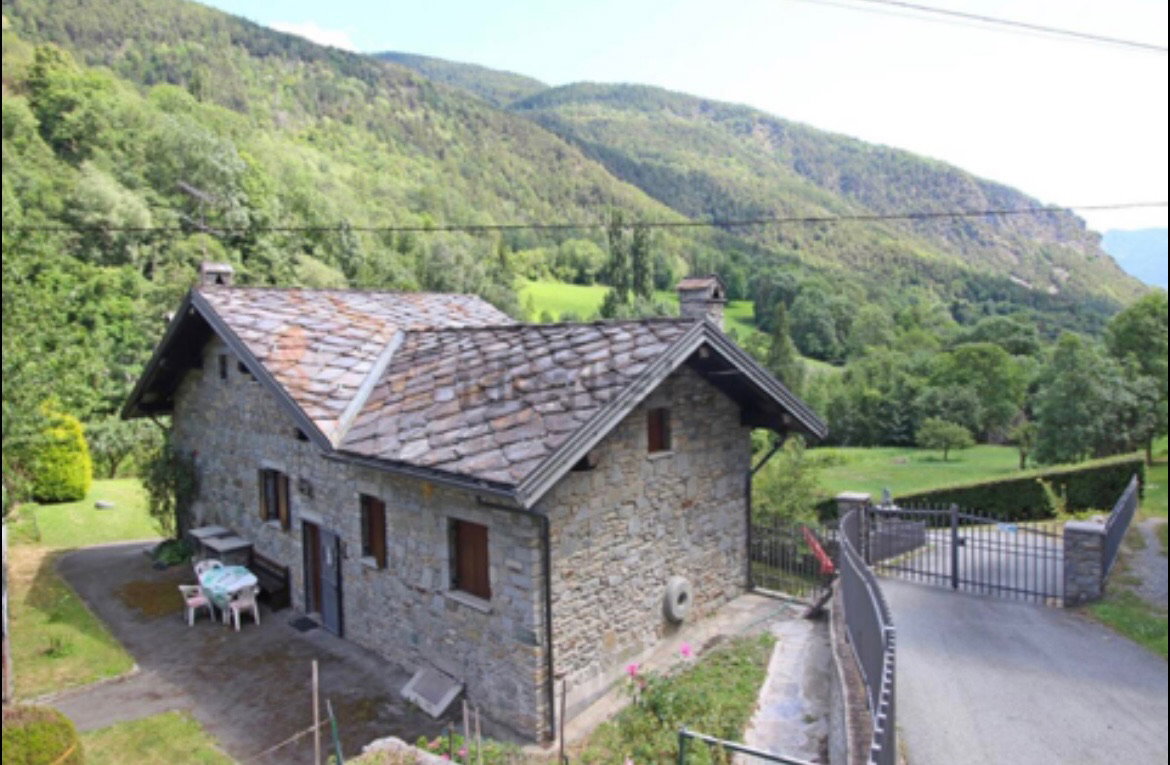 Casa nella natura a Antey-Saint-André