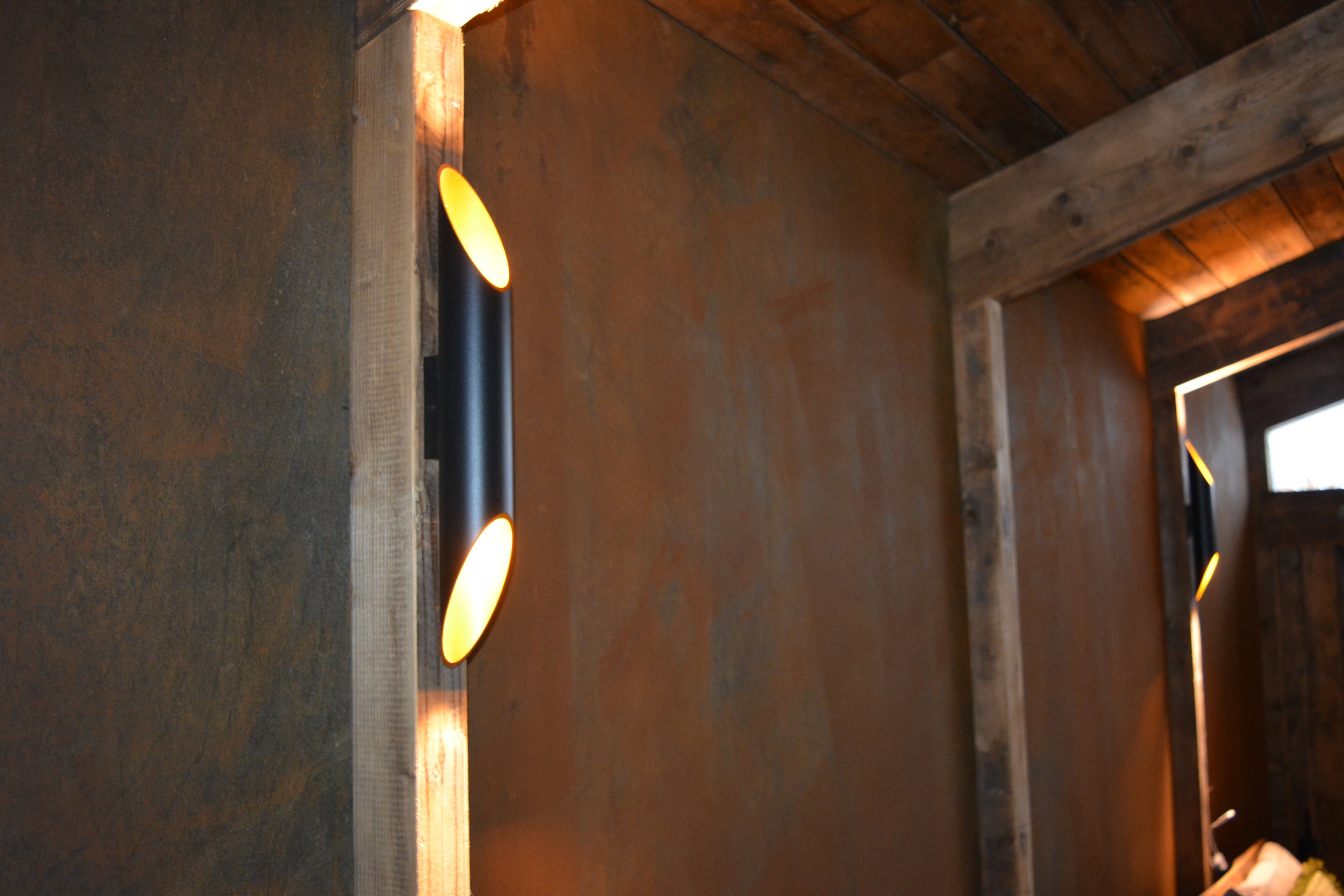 - image: 22
