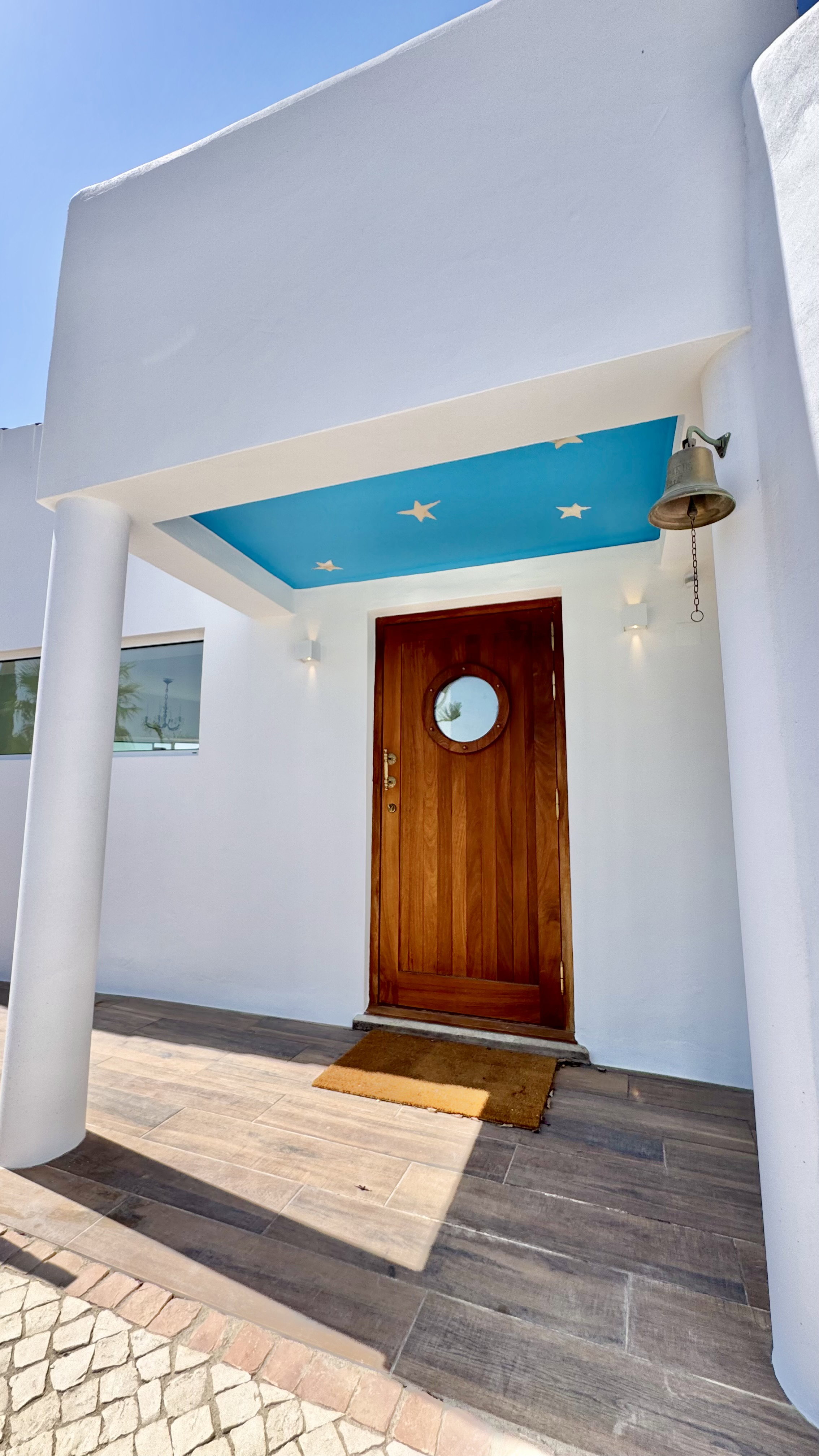 - image: 26