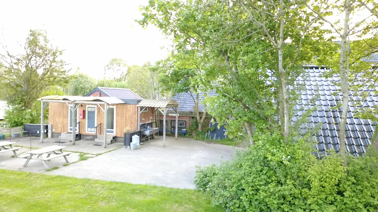 - image: 52