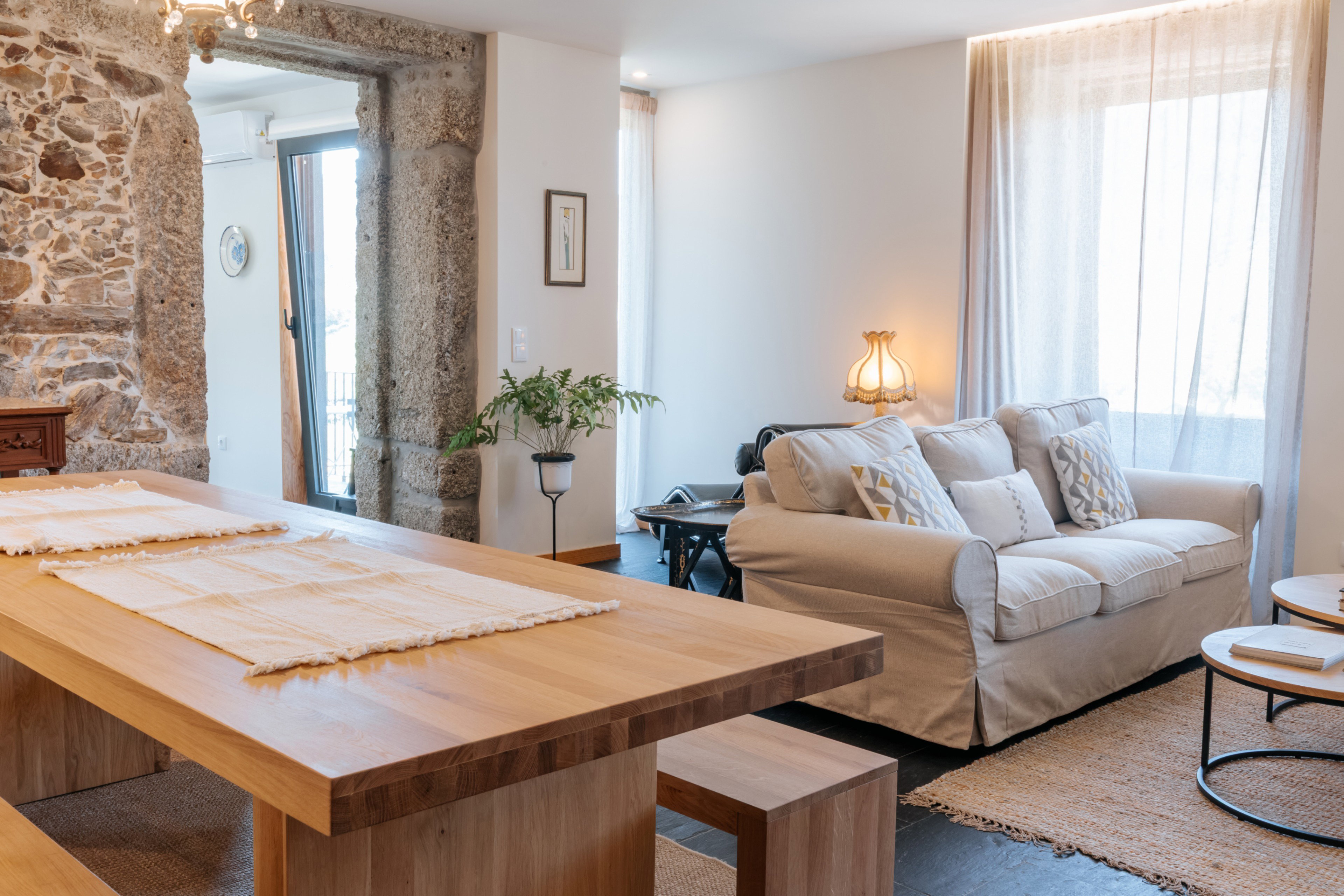 - image: 10