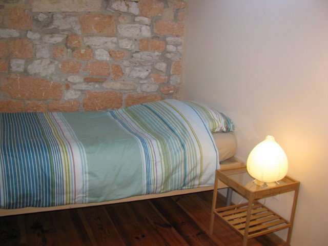 - image: 12