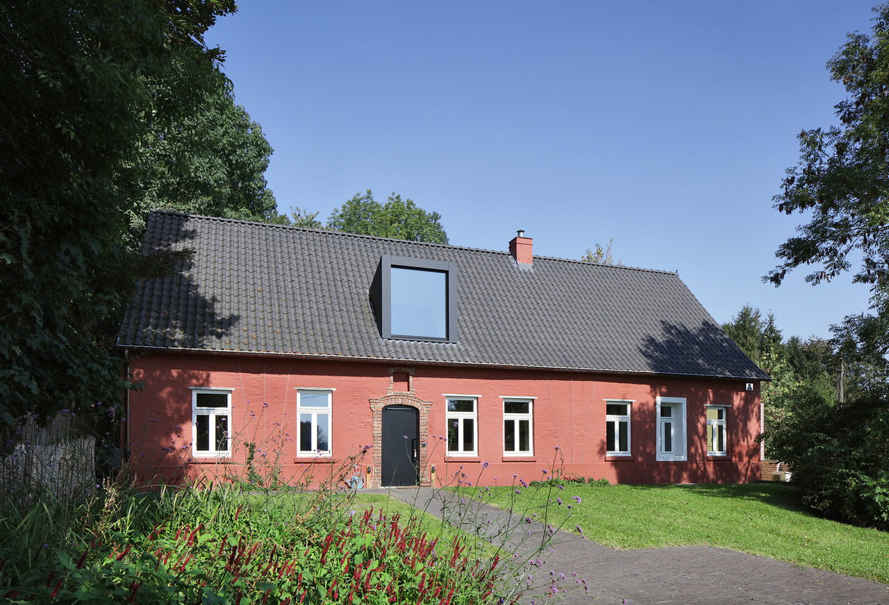 - image: 17