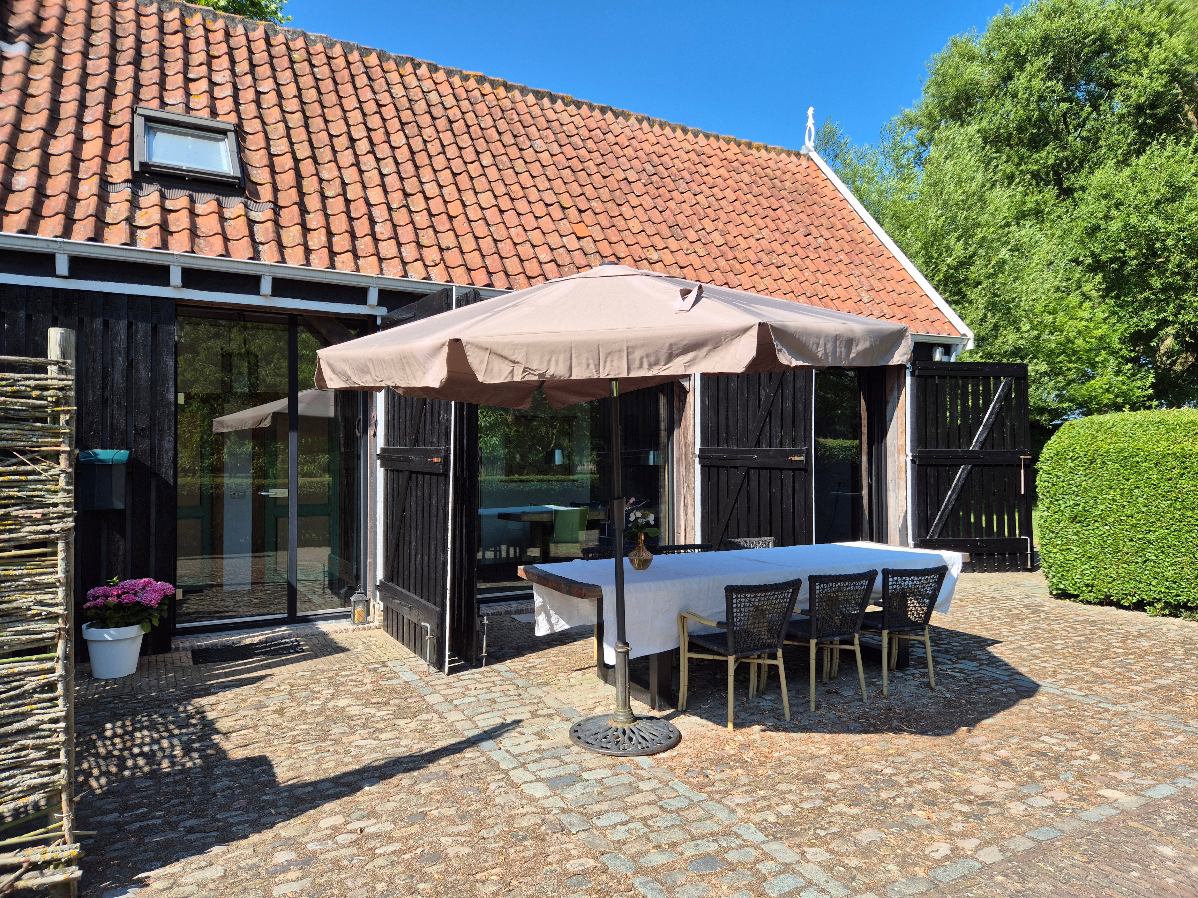 - image: 18