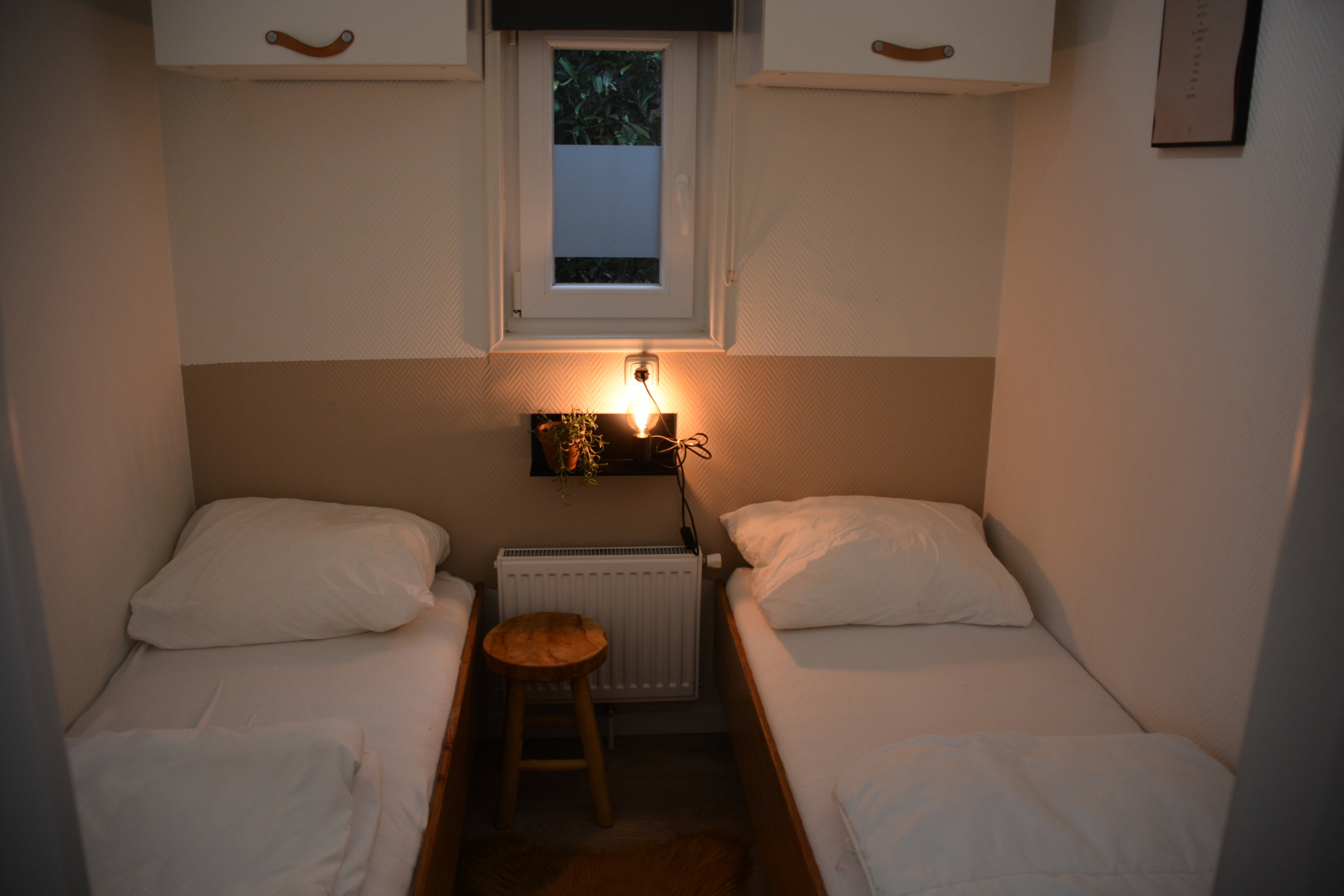- image: 26