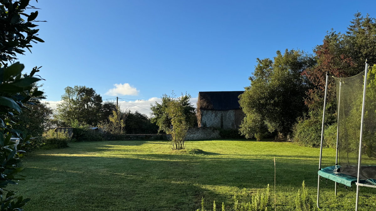 - image: 28