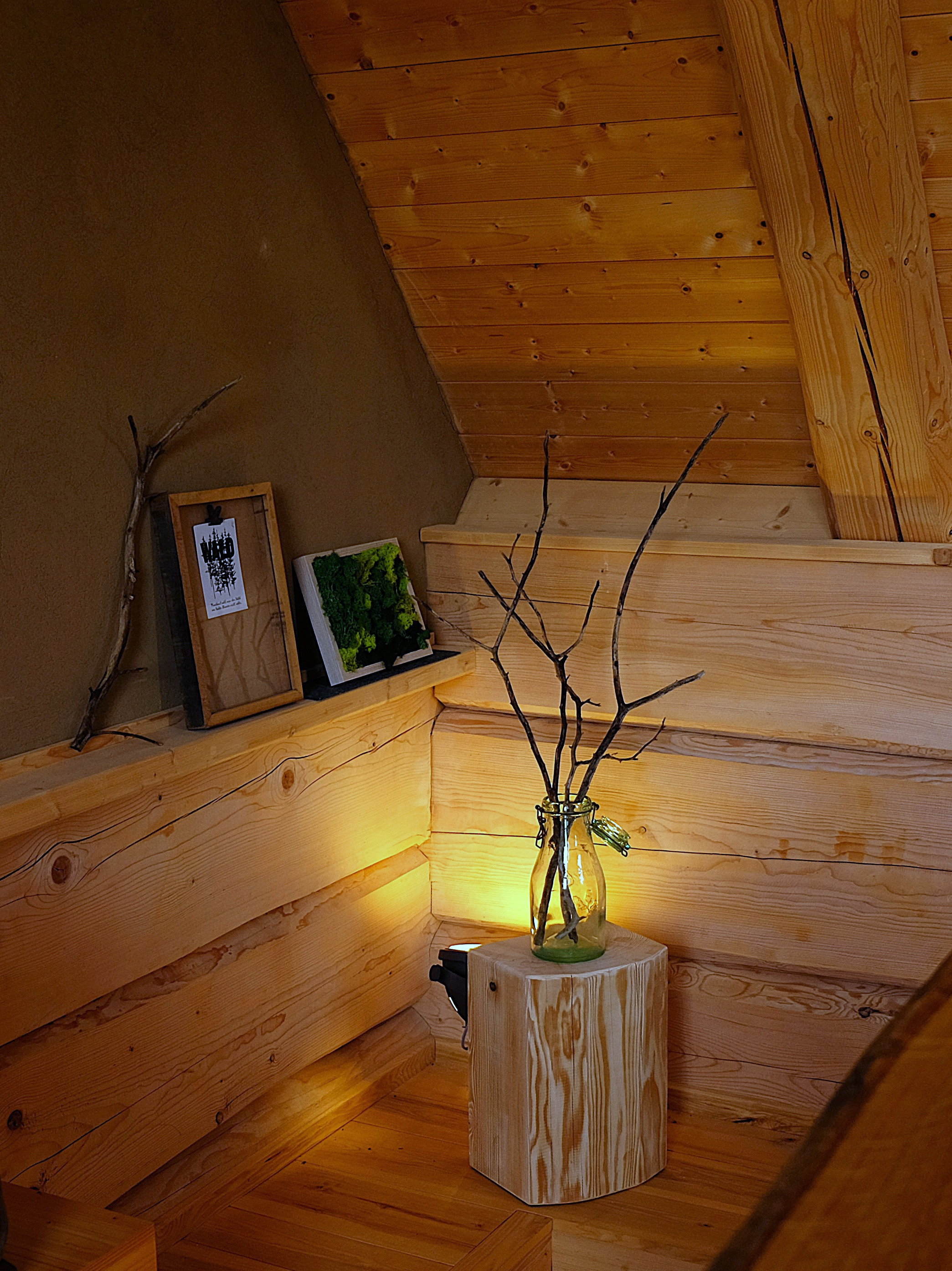 - image: 19